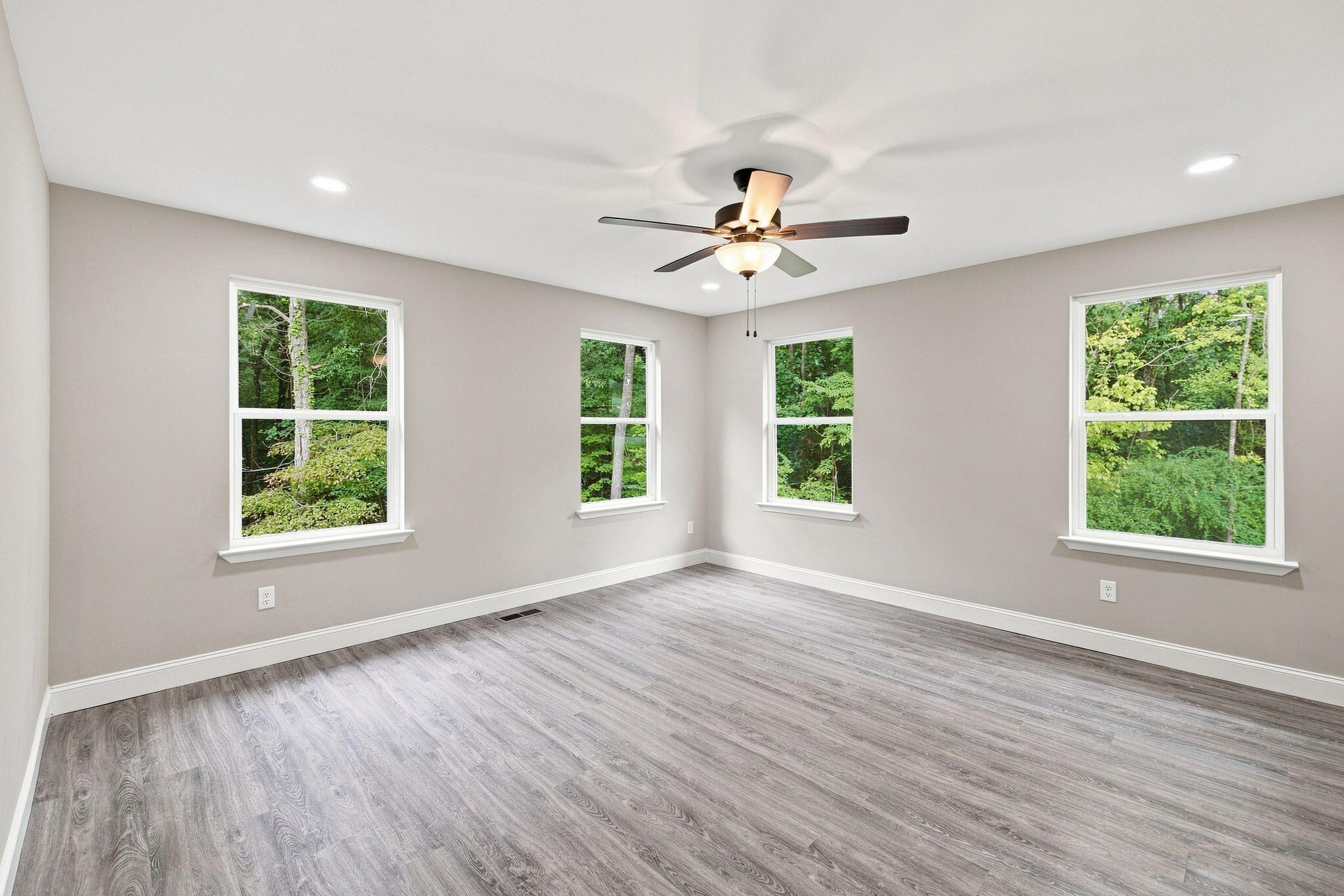 3010 Northway Lane Property Photo 16