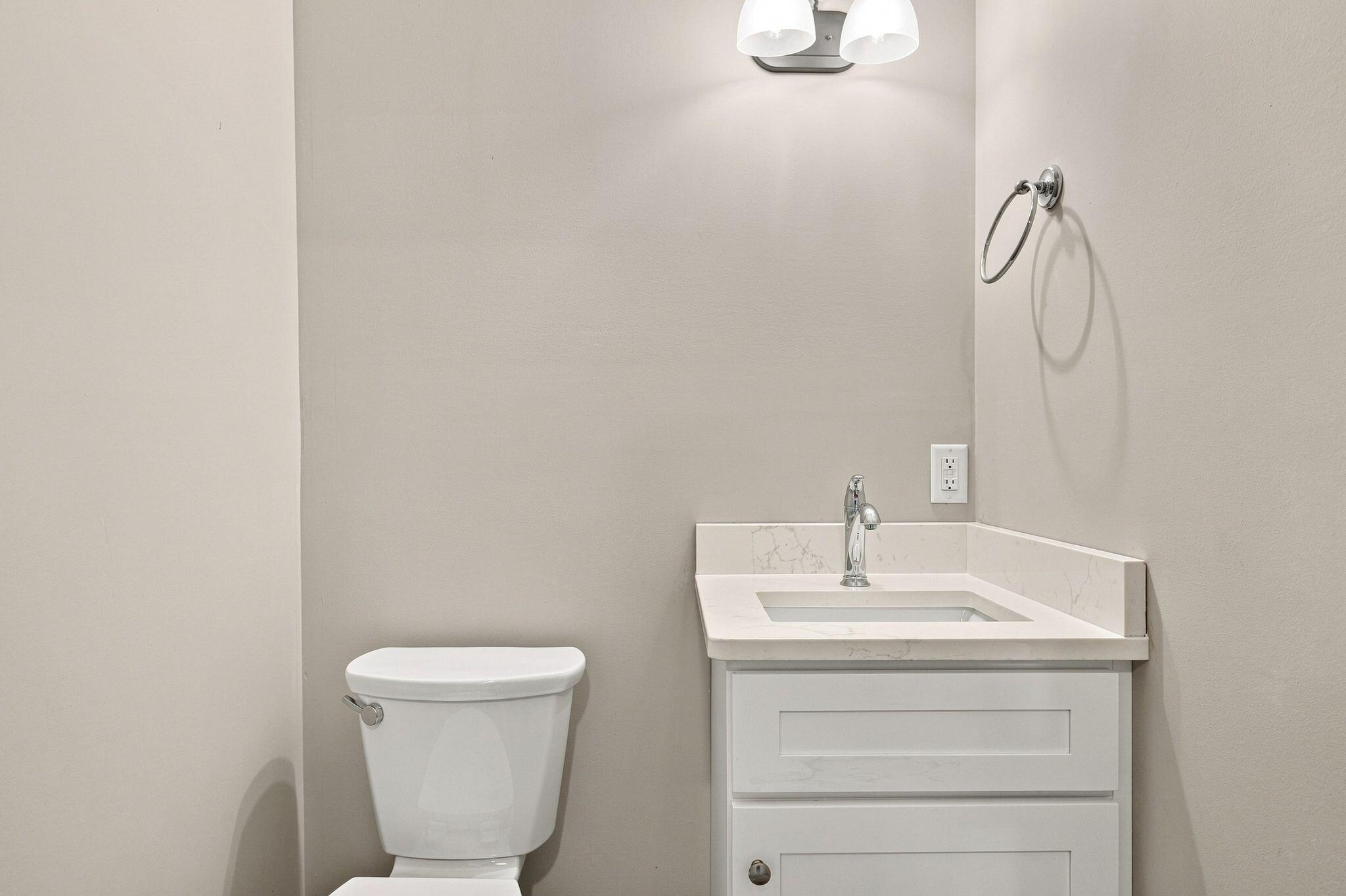 3010 Northway Lane Property Photo 19