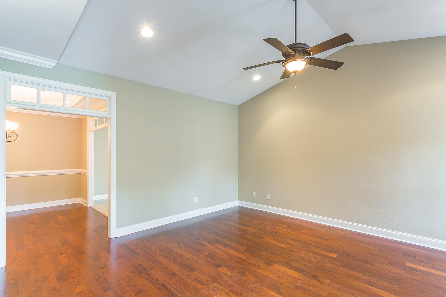 6360 Laramie Circle Property Photo 8