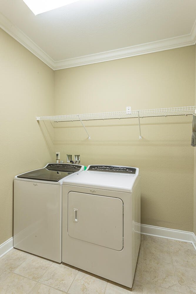 6360 Laramie Circle Property Photo 14