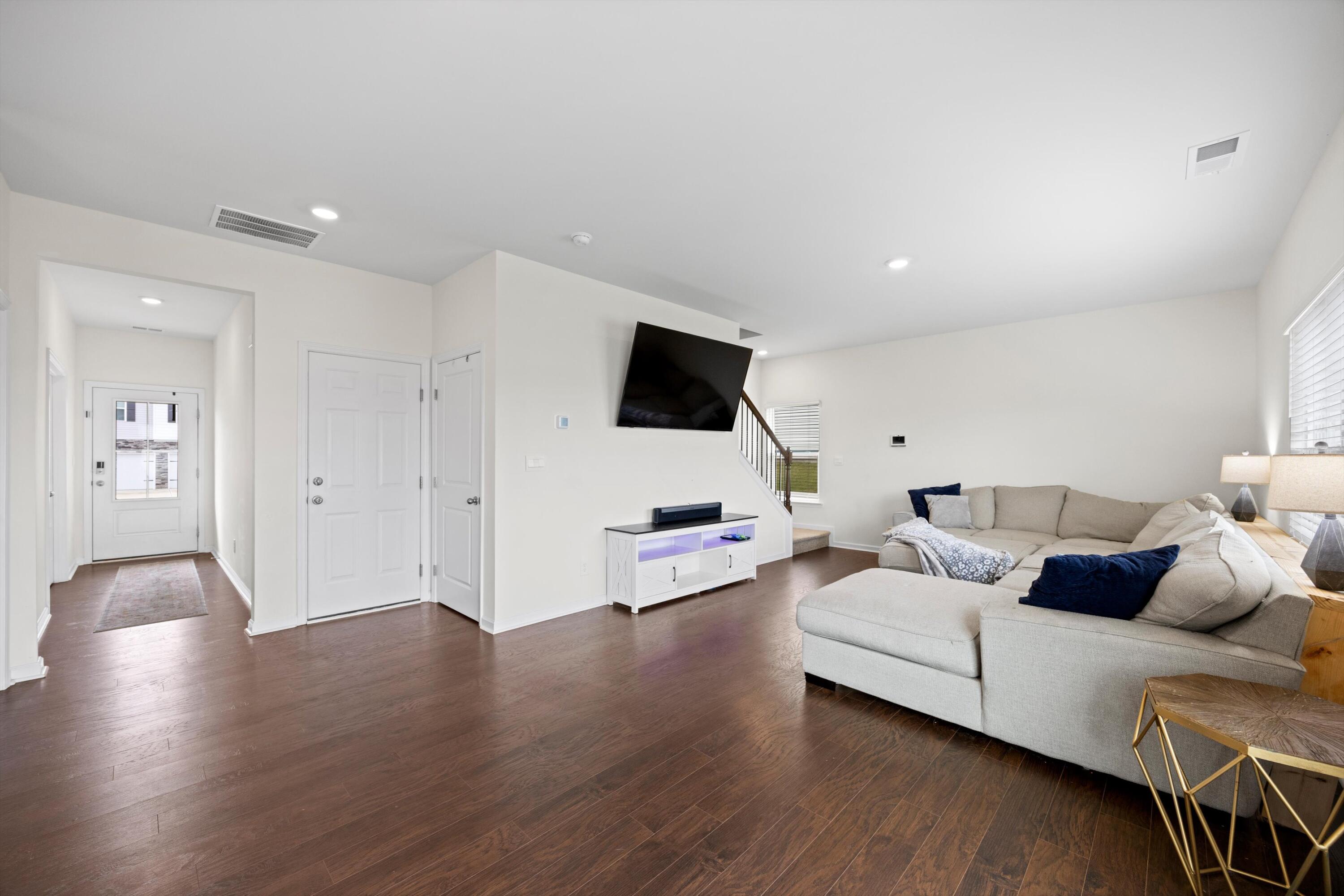 8535 Raspberry Way Property Photo 10
