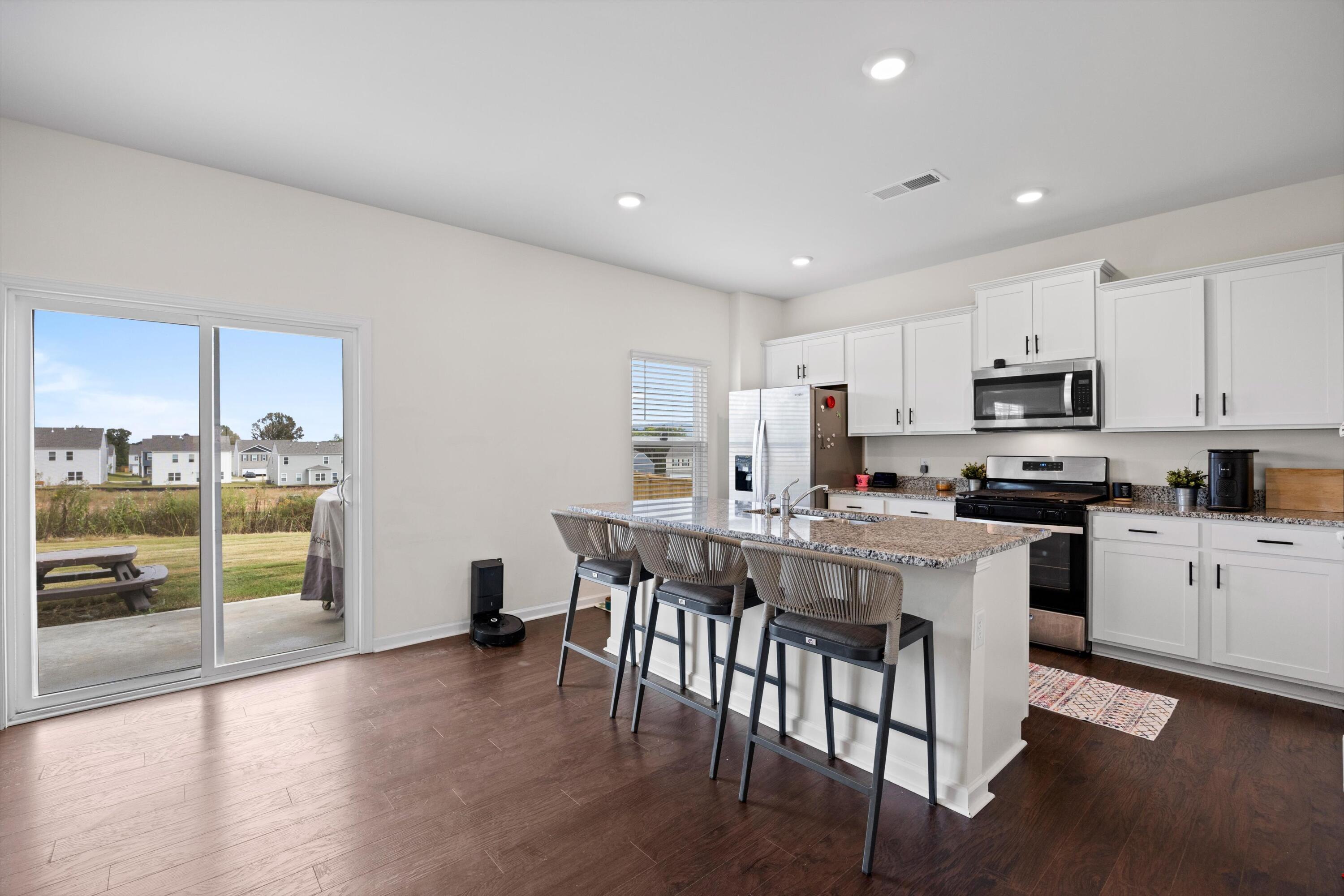 8535 Raspberry Way Property Photo 14