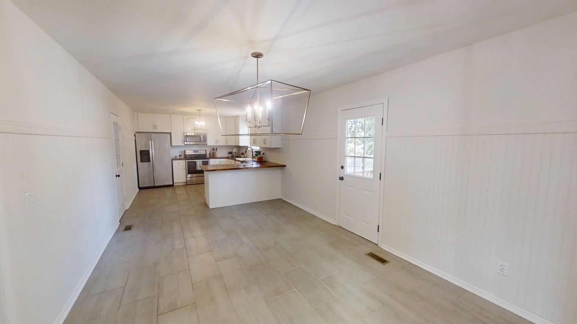 8624 Oak View Drive Property Photo 5
