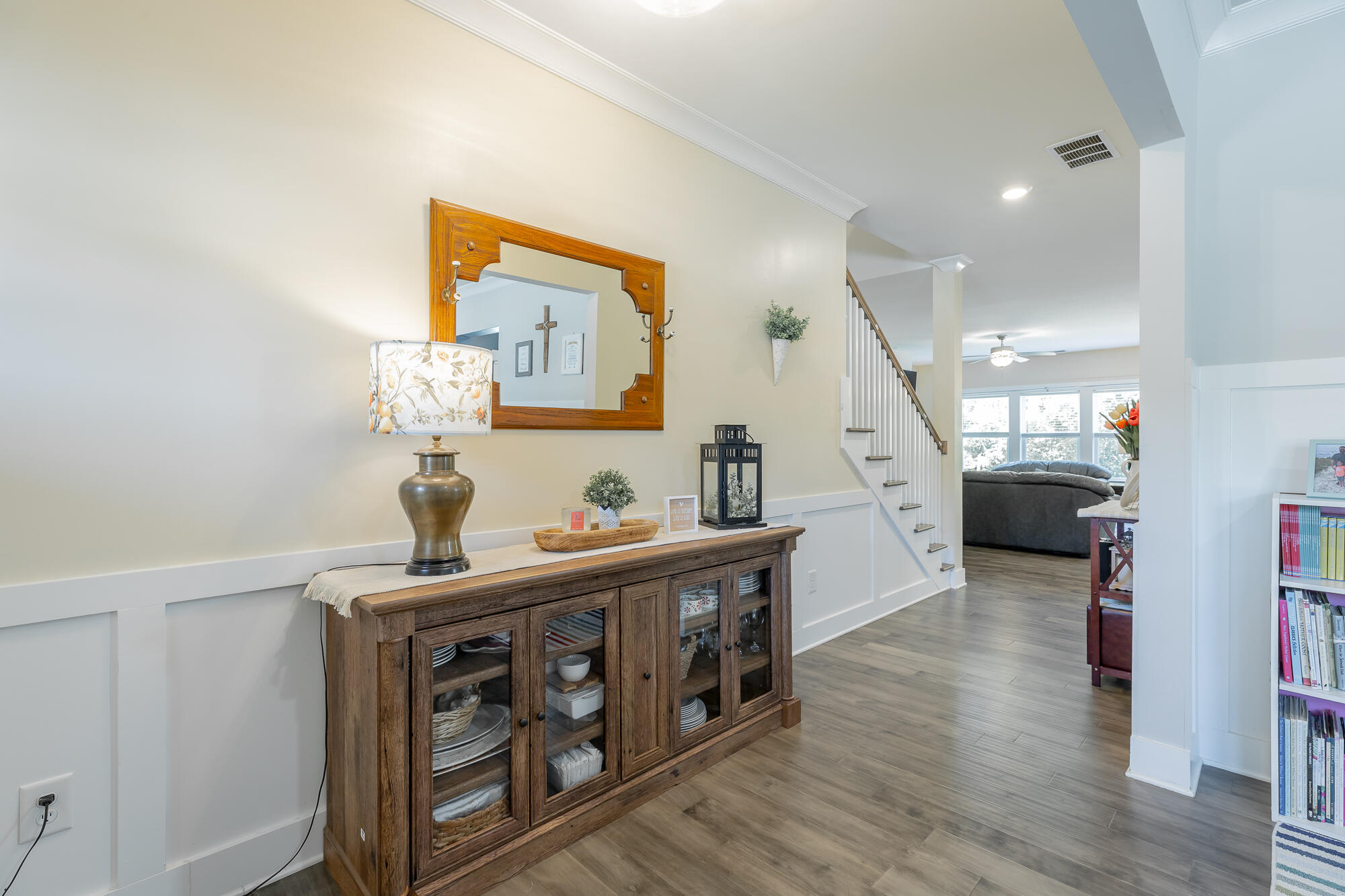 7587 Highborne Lane Property Photo 10