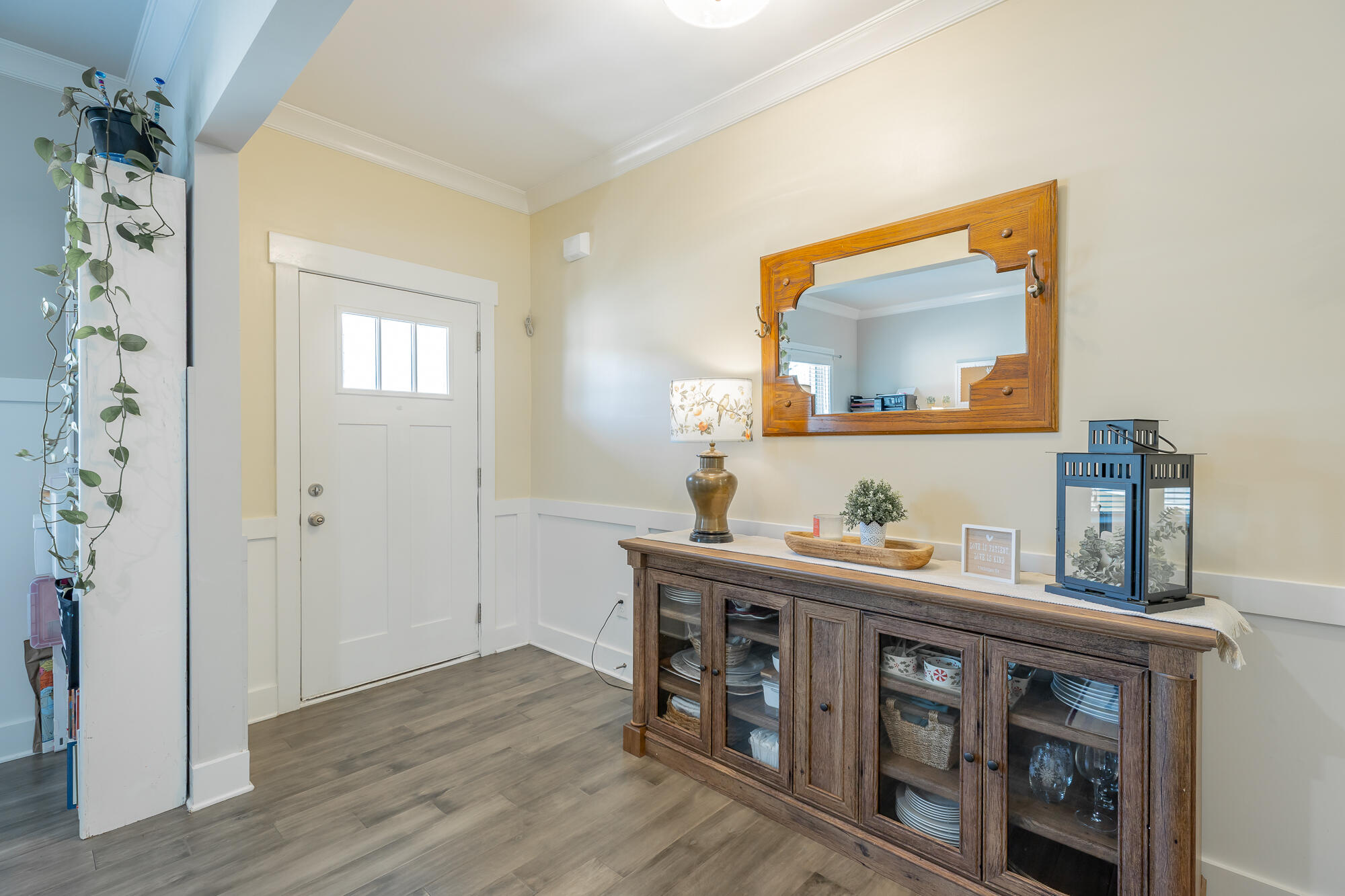 7587 Highborne Lane Property Photo 11