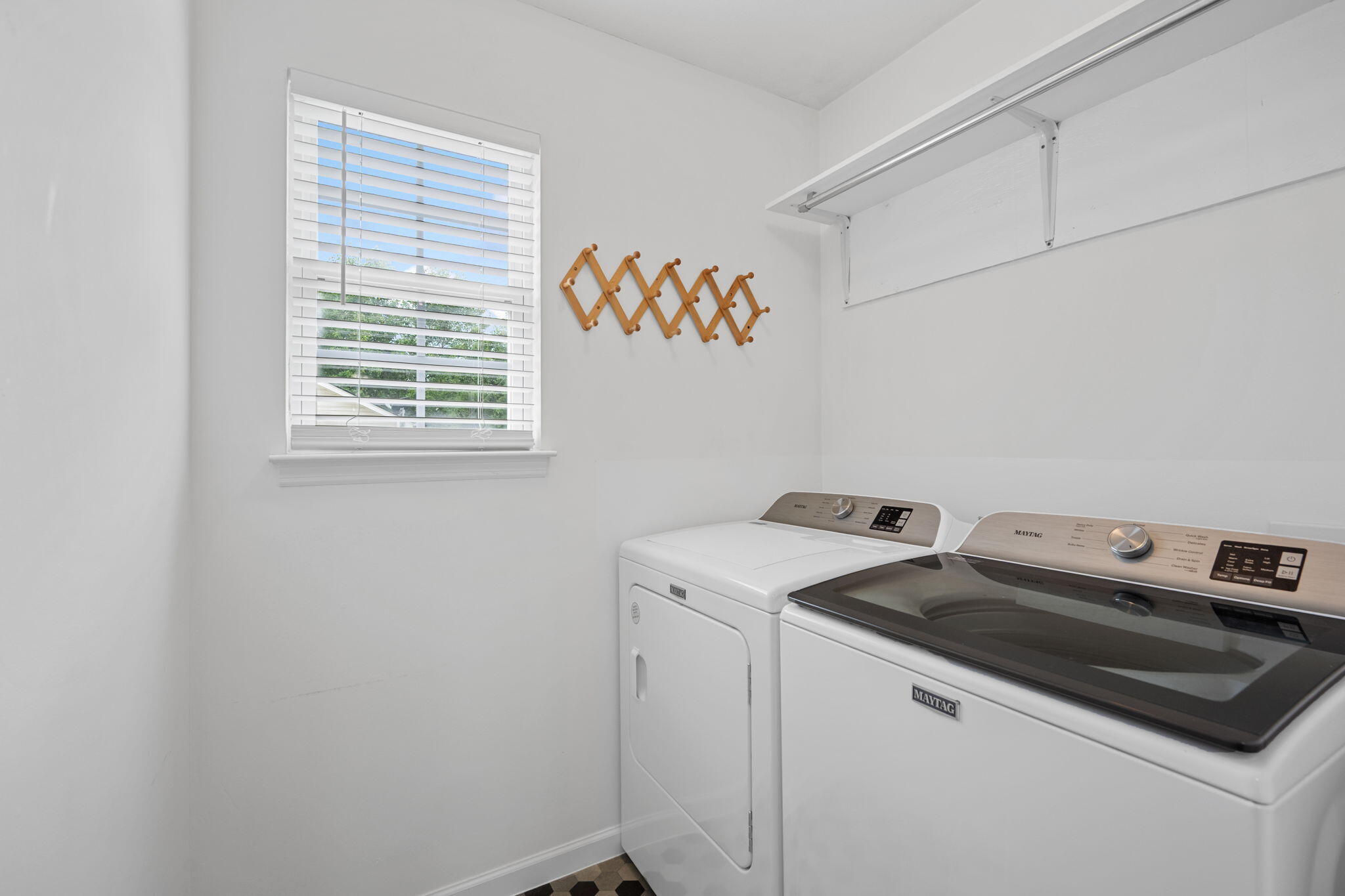 121 Ruth Way Sw Property Photo 17
