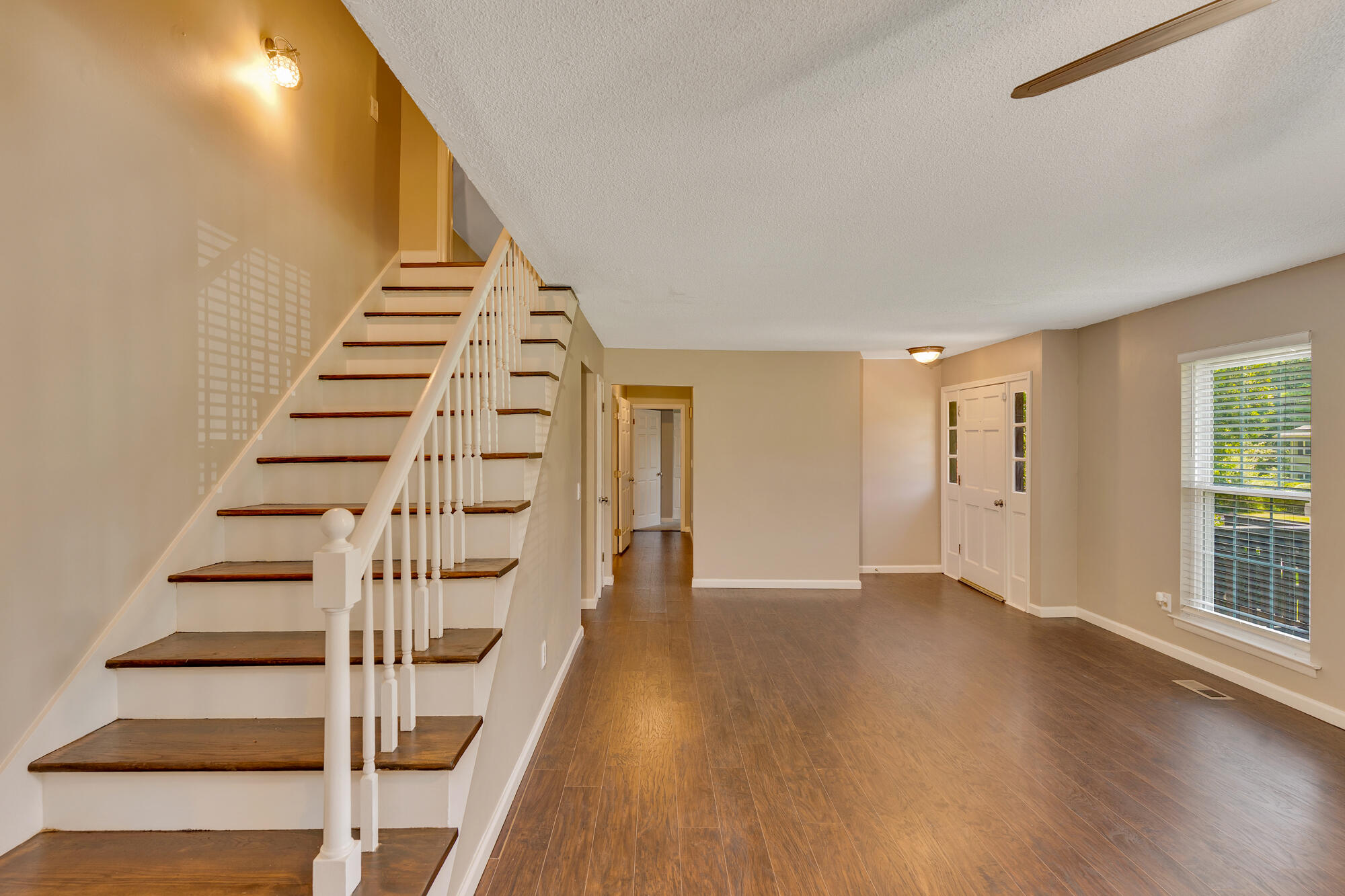 2017 Jacquelin Drive Property Photo 11