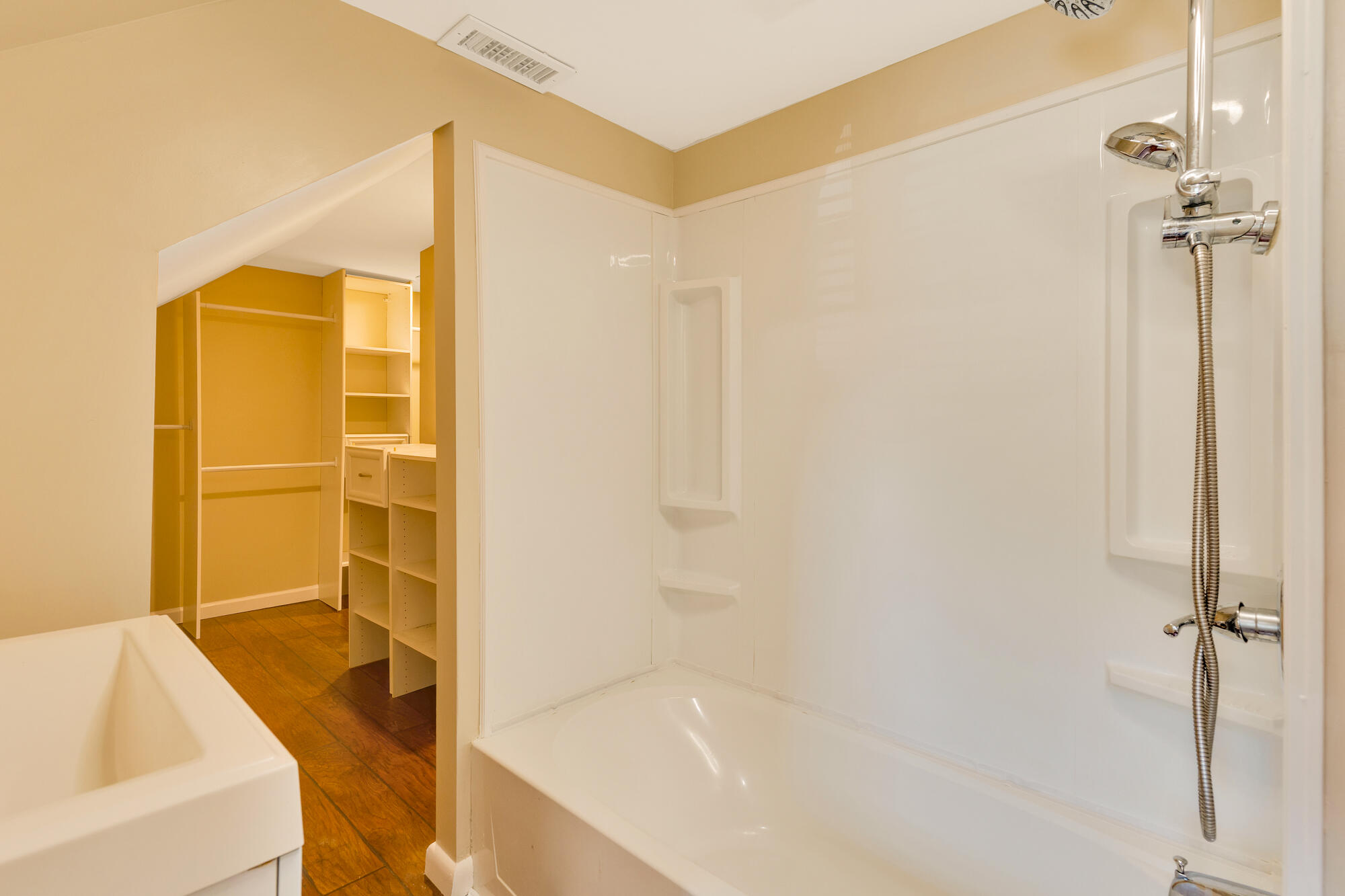 2017 Jacquelin Drive Property Photo 22