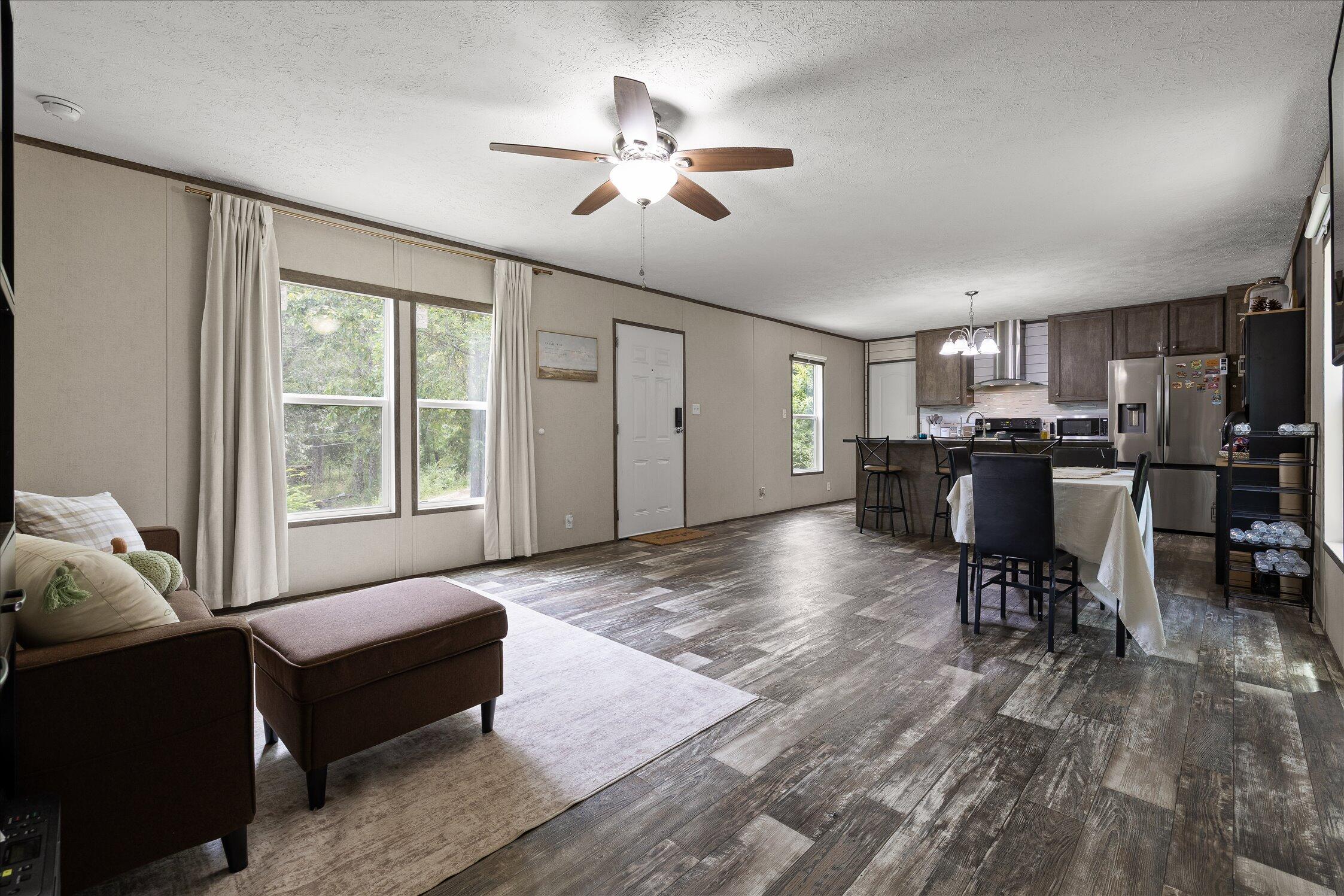 6183 Marie Lane Property Photo 7