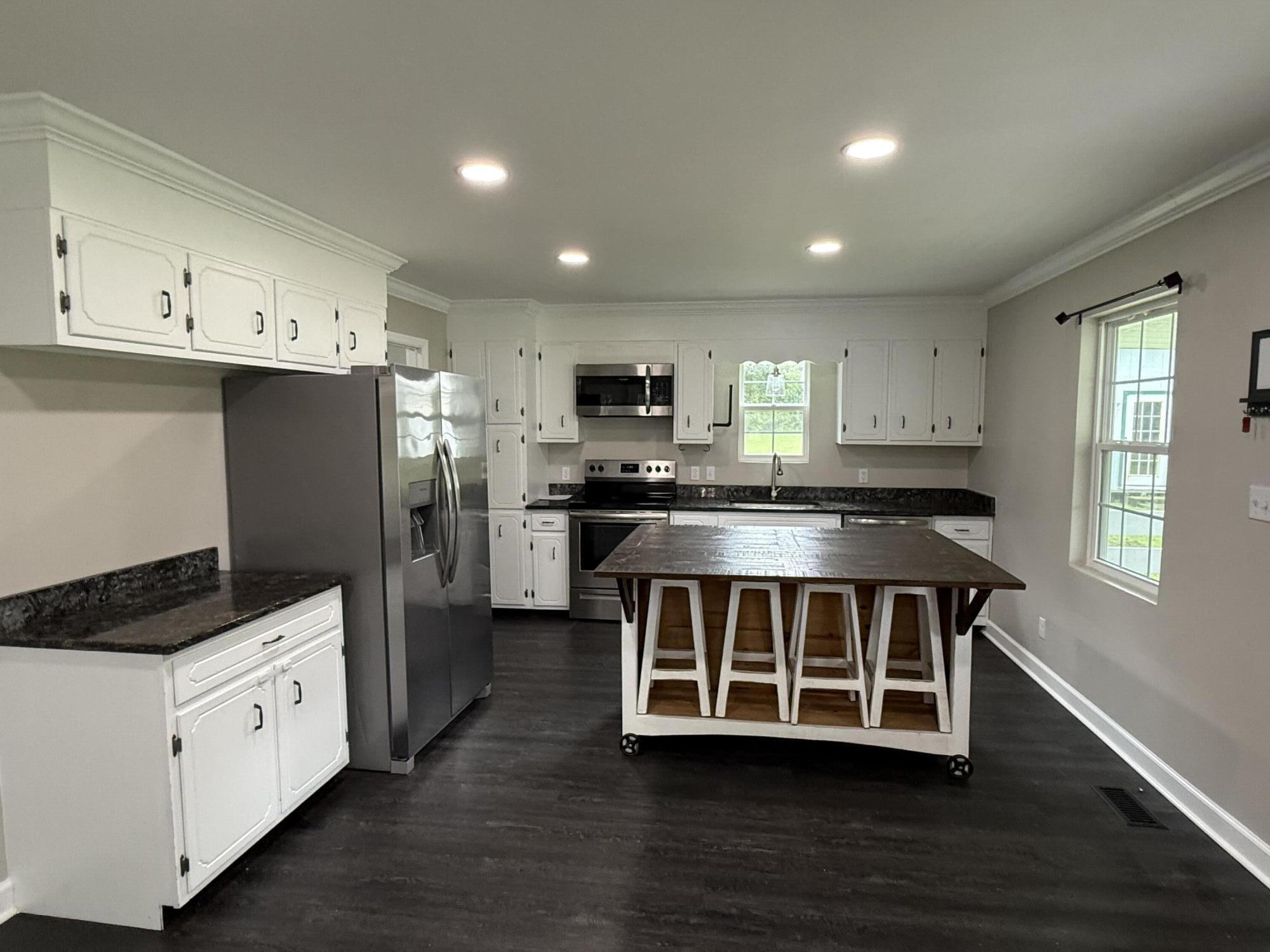 1540077 Property Photo 5