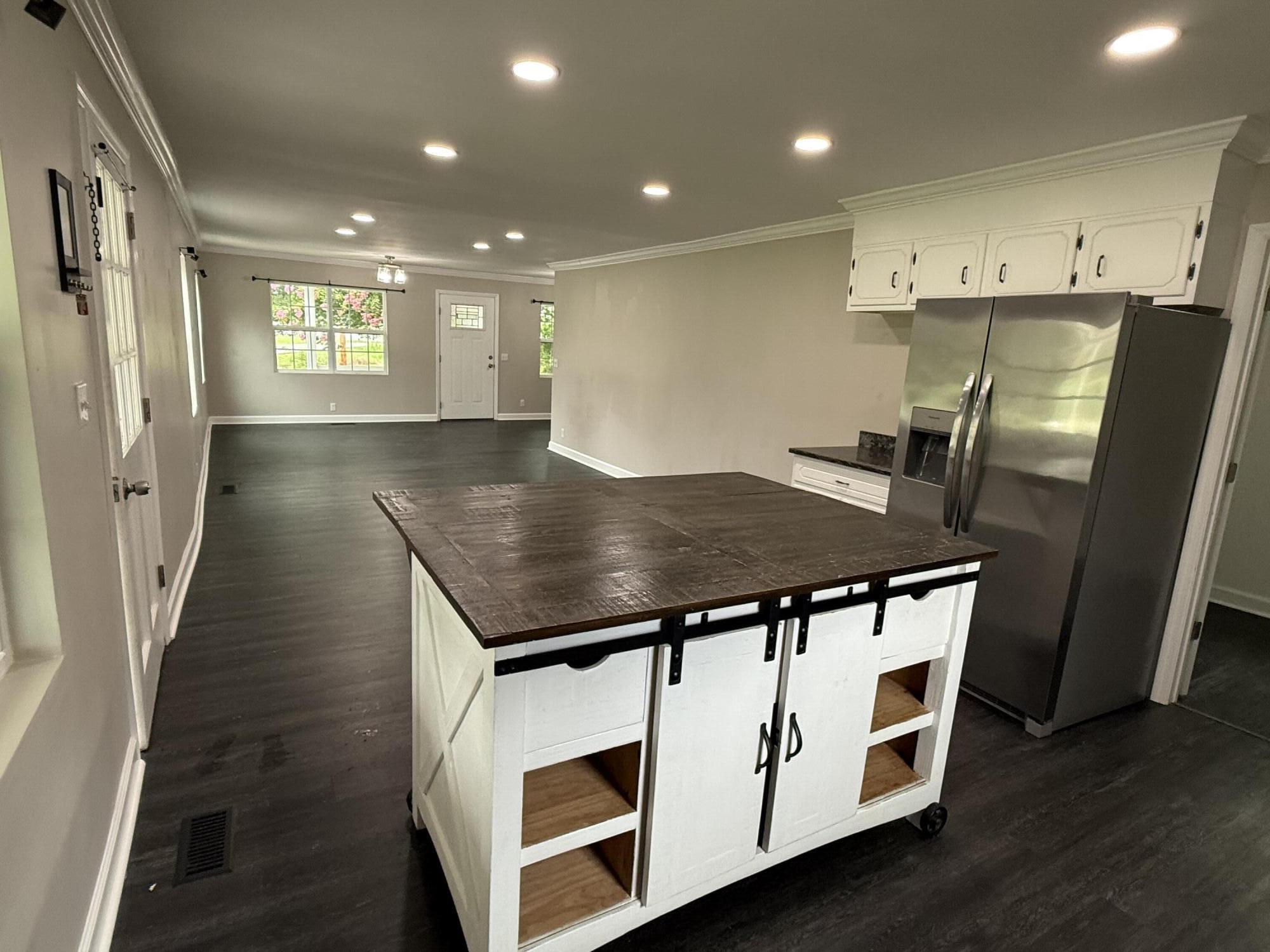 1540077 Property Photo 6