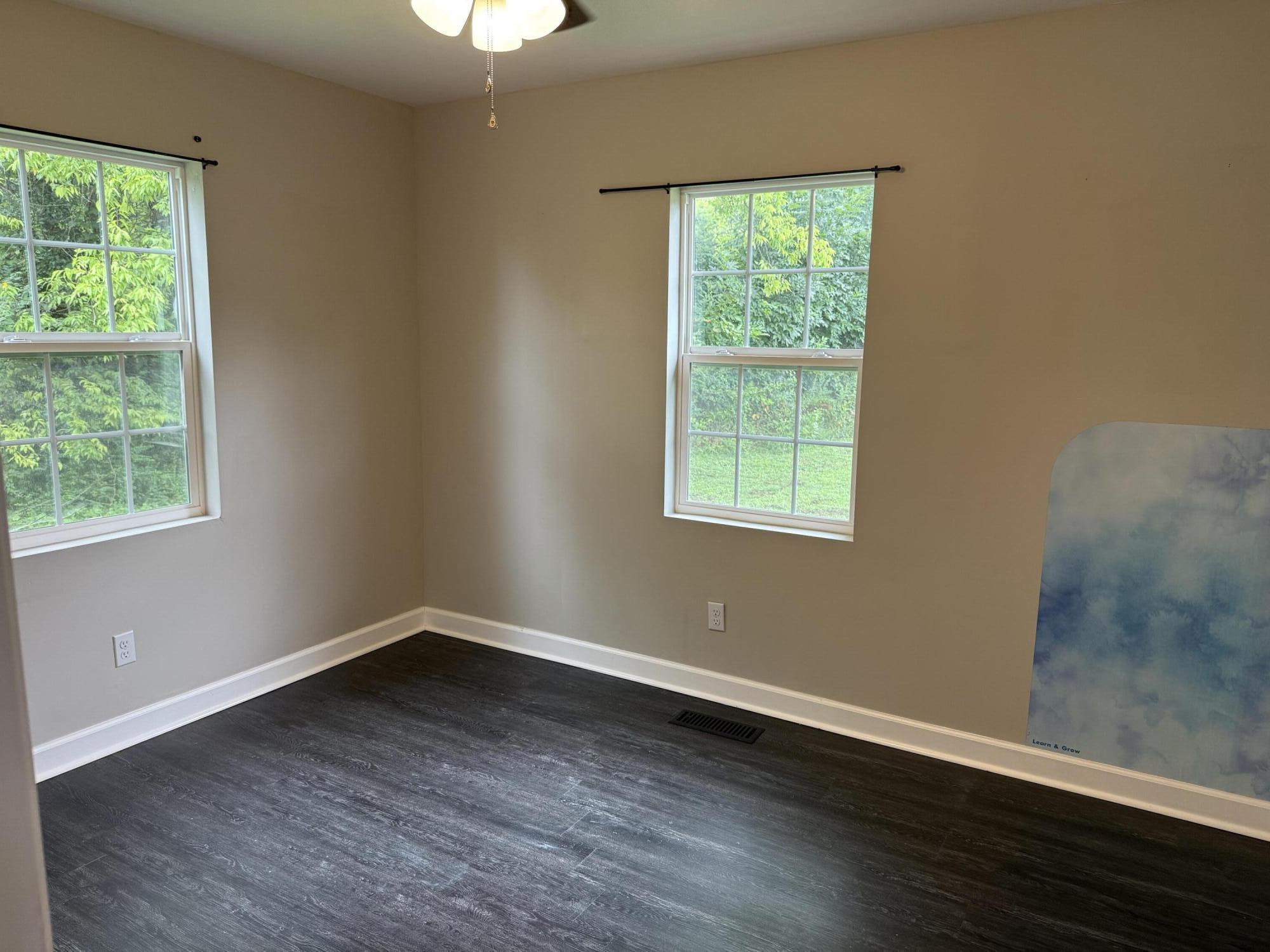 1540077 Property Photo 10