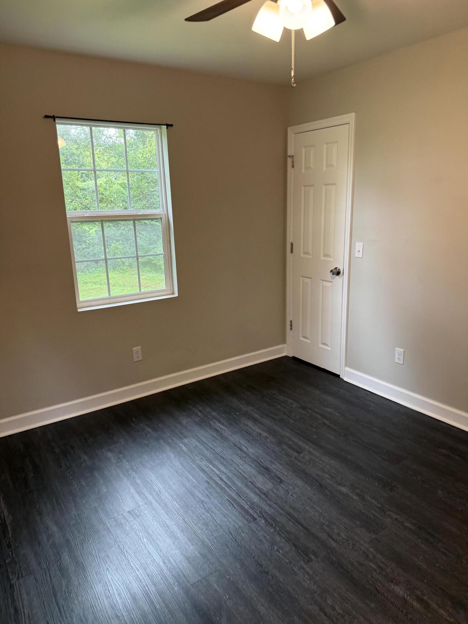 1540077 Property Photo 13