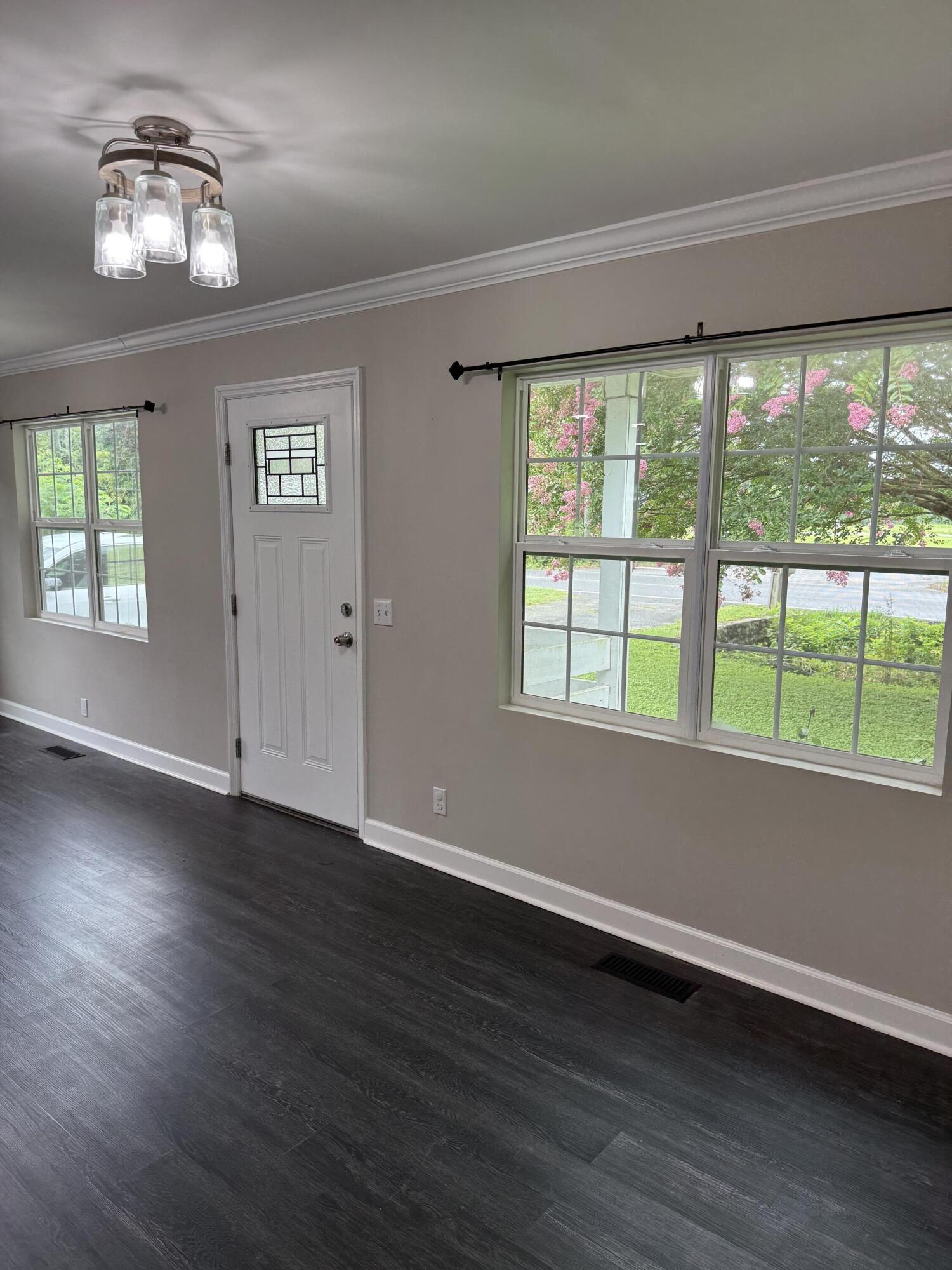 1540077 Property Photo 16