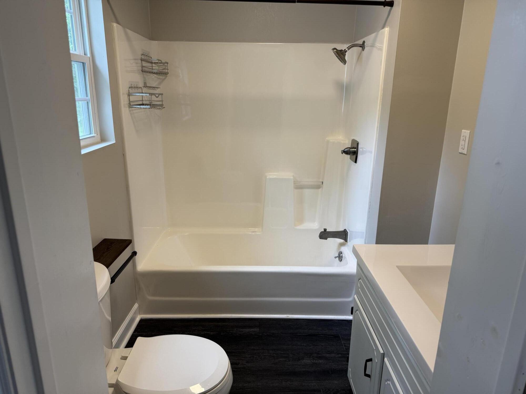 1540077 Property Photo 23