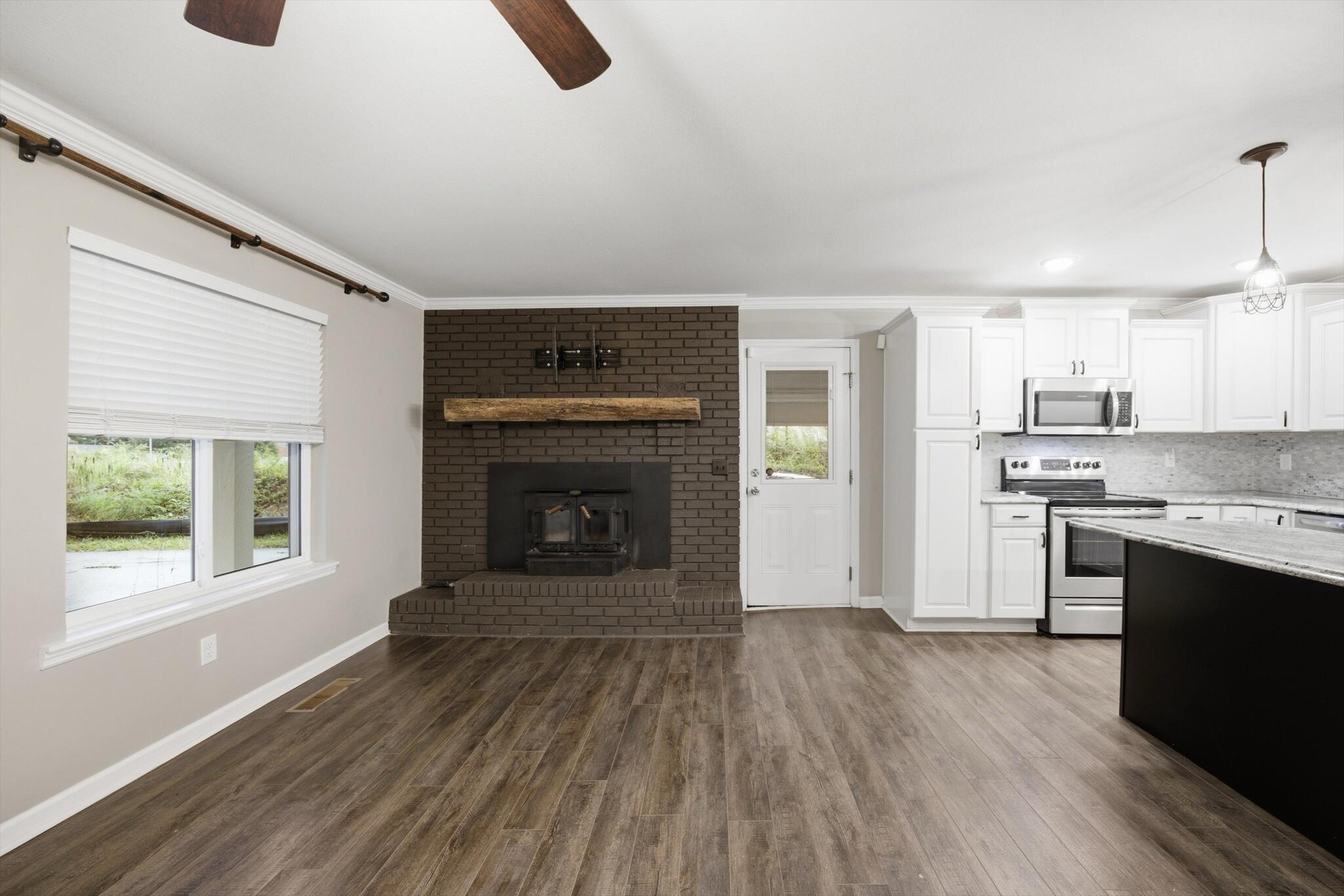1320 Wooten Road Property Photo 4