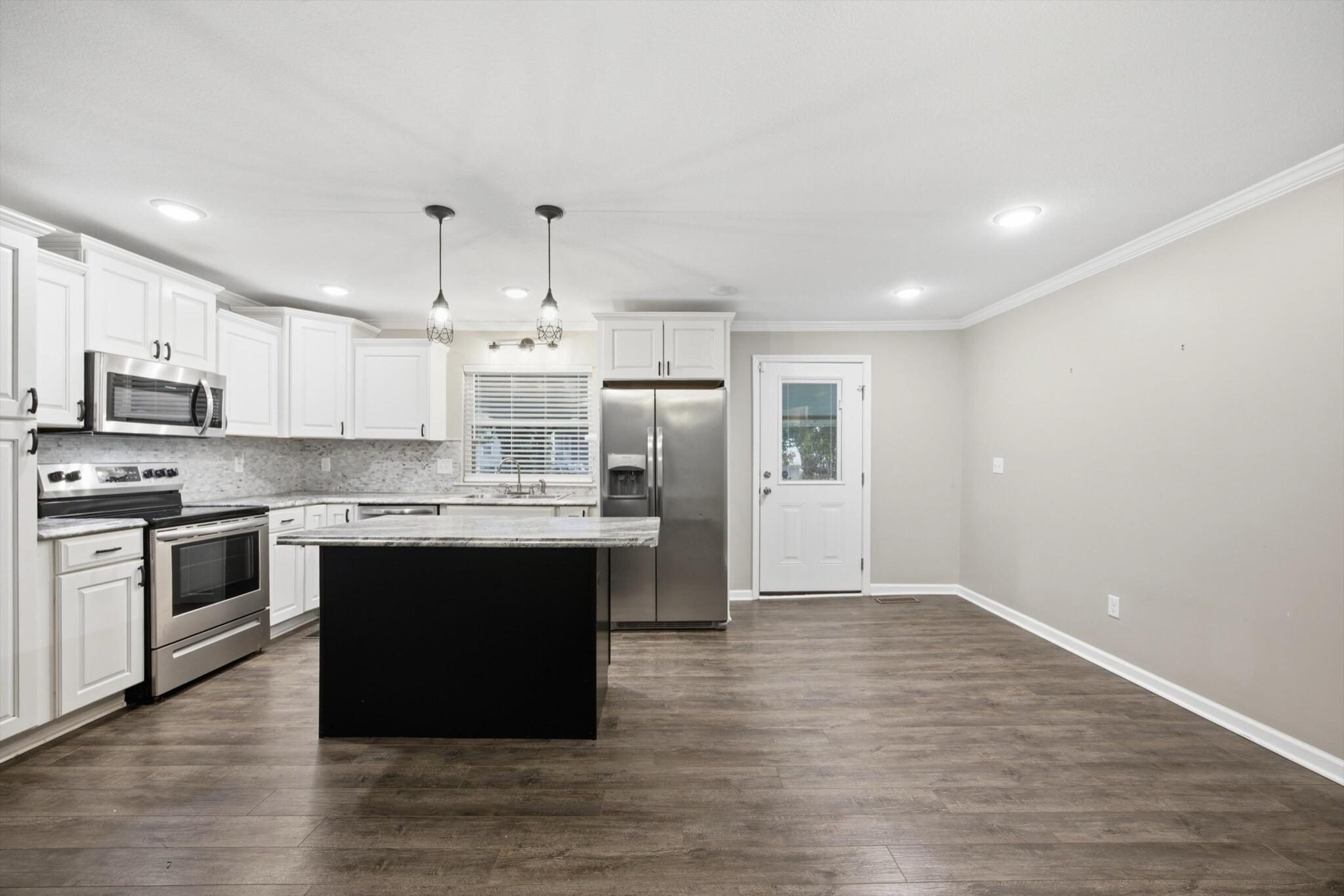 1320 Wooten Road Property Photo 8