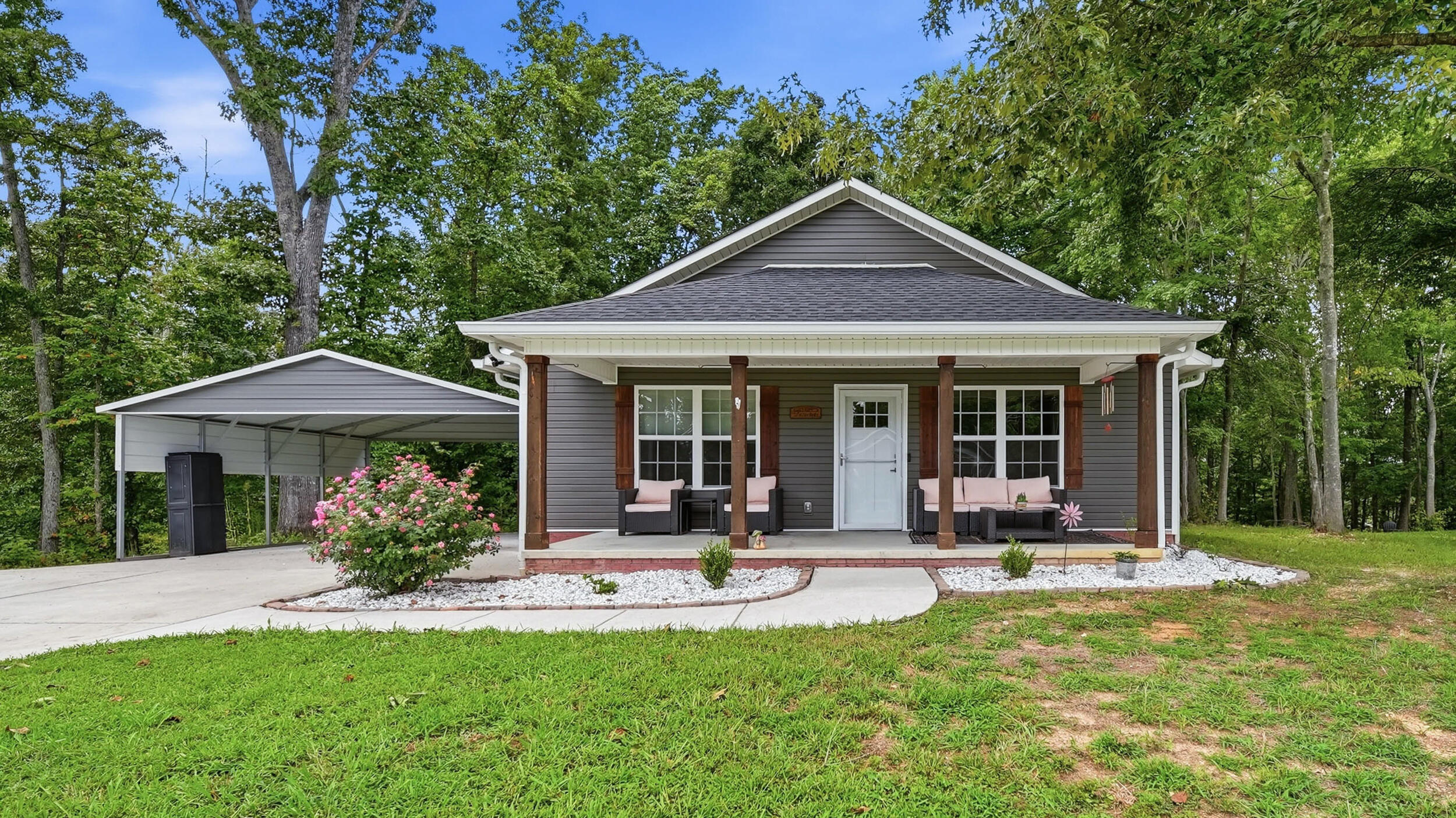 3442 Crawford Drive Se Property Photo 1
