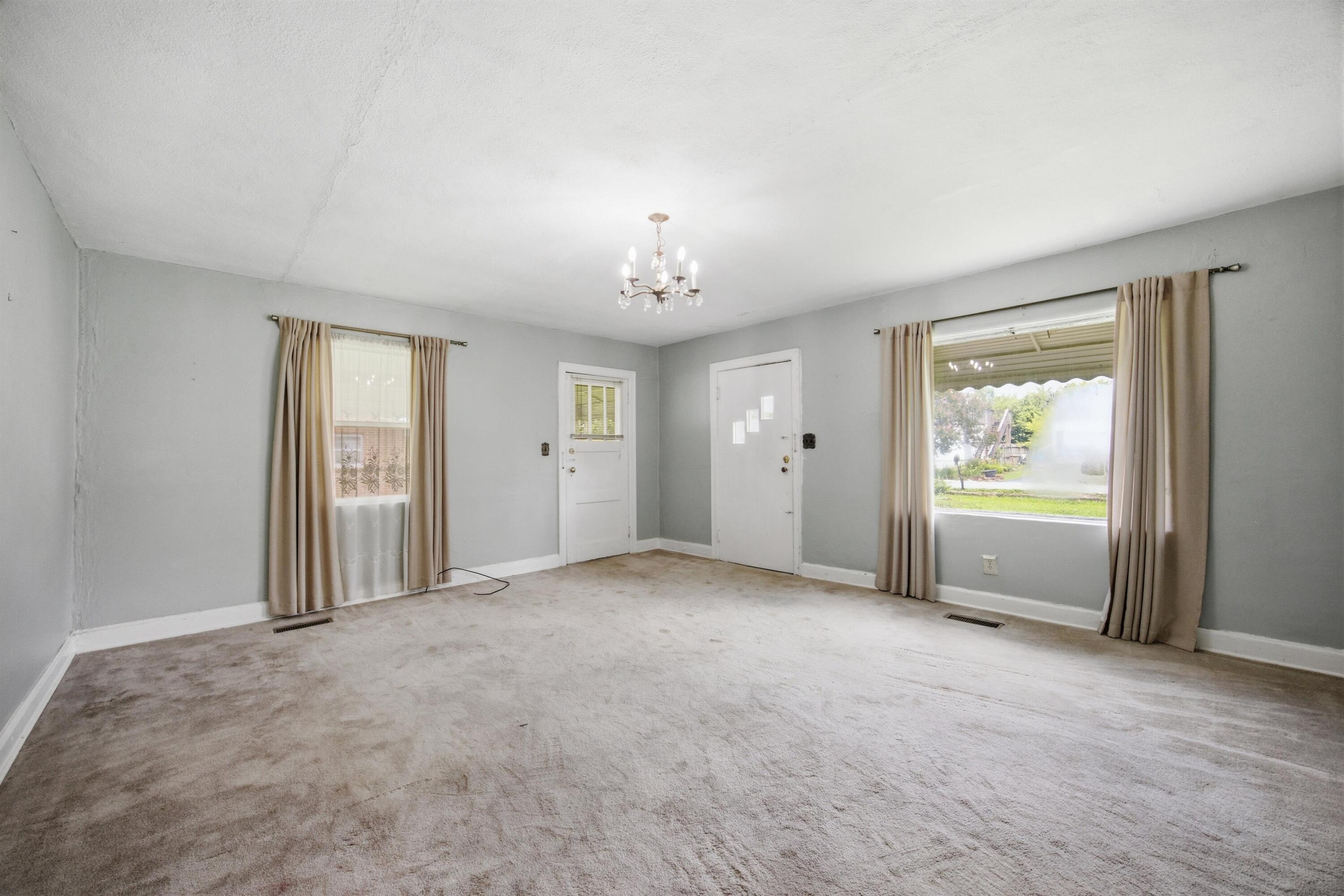 8 Ormand Drive Property Photo 6