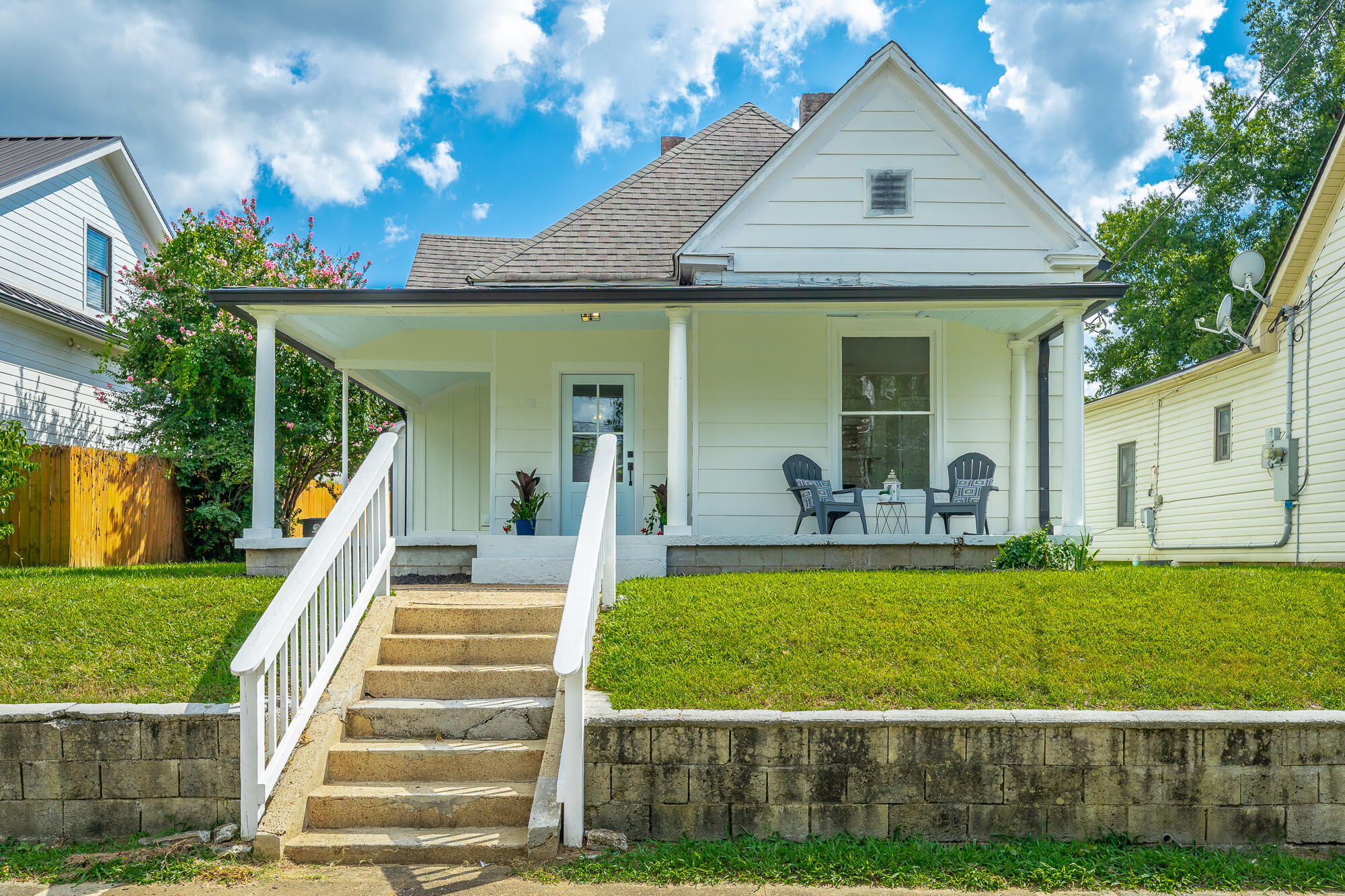 1608 Bennett Avenue Property Photo 1