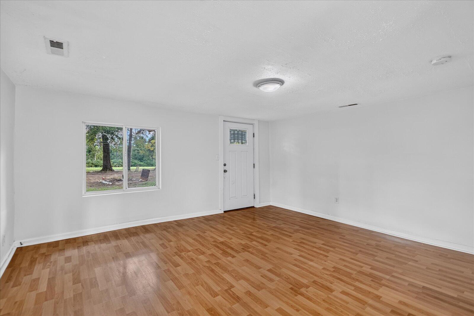 52 Alder Circle Property Photo 3