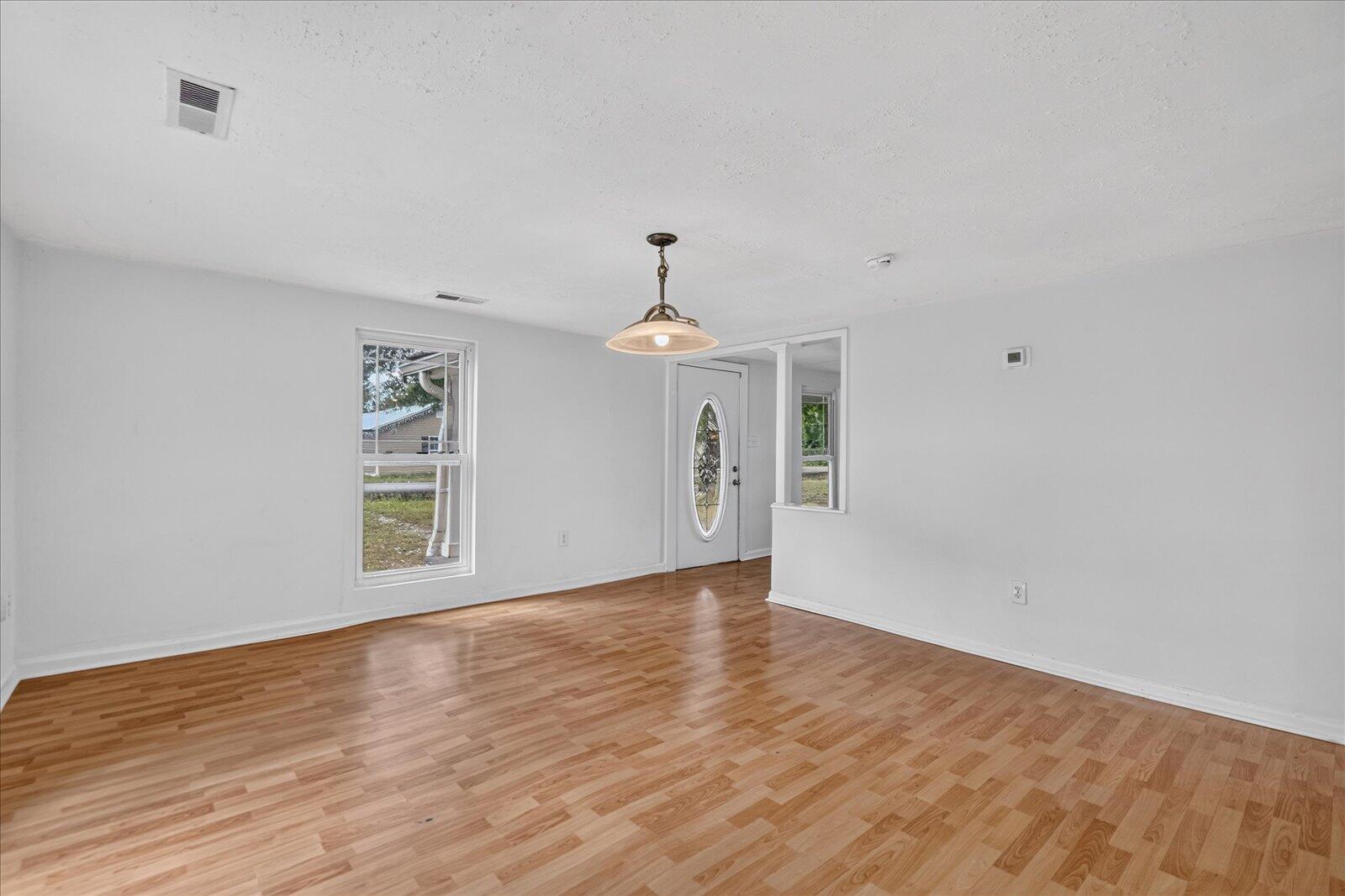 52 Alder Circle Property Photo 4