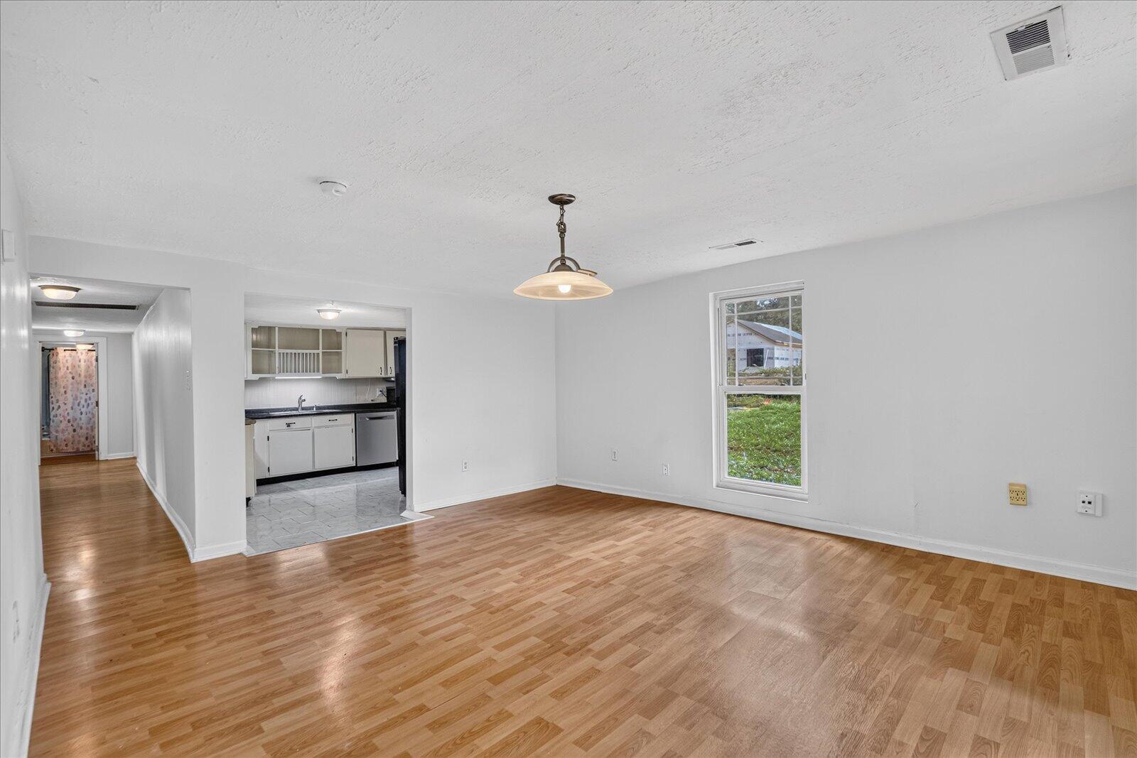 52 Alder Circle Property Photo 6