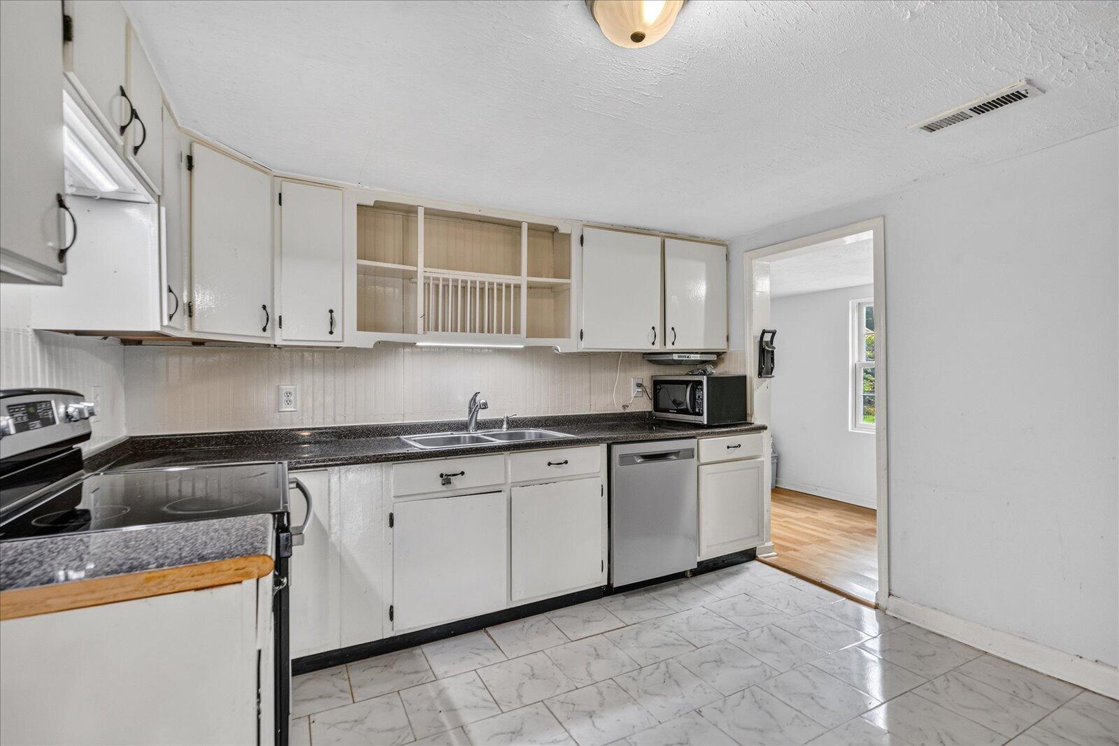 52 Alder Circle Property Photo 7