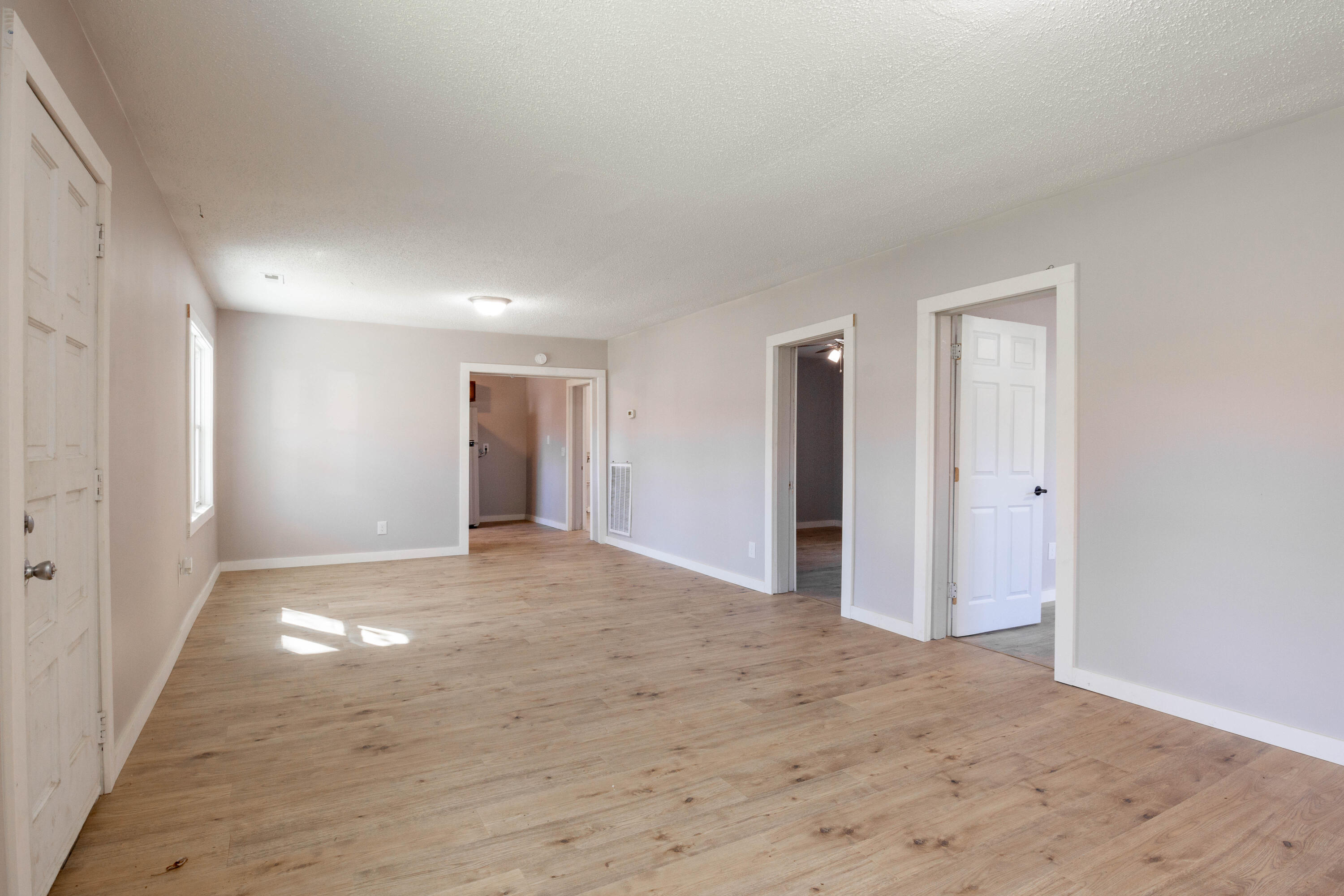 1663 Keeble Street Property Photo 5