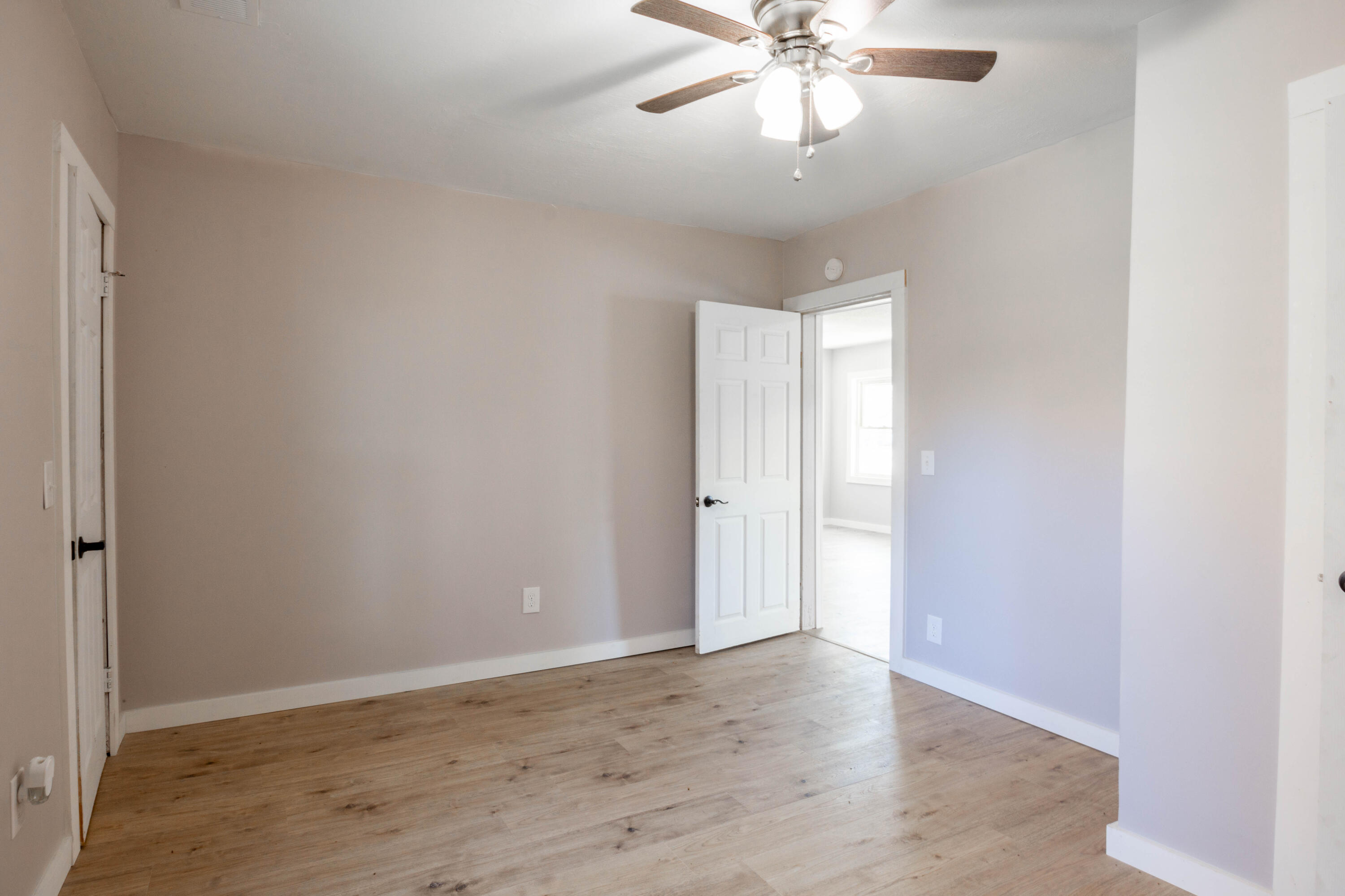 1663 Keeble Street Property Photo 17