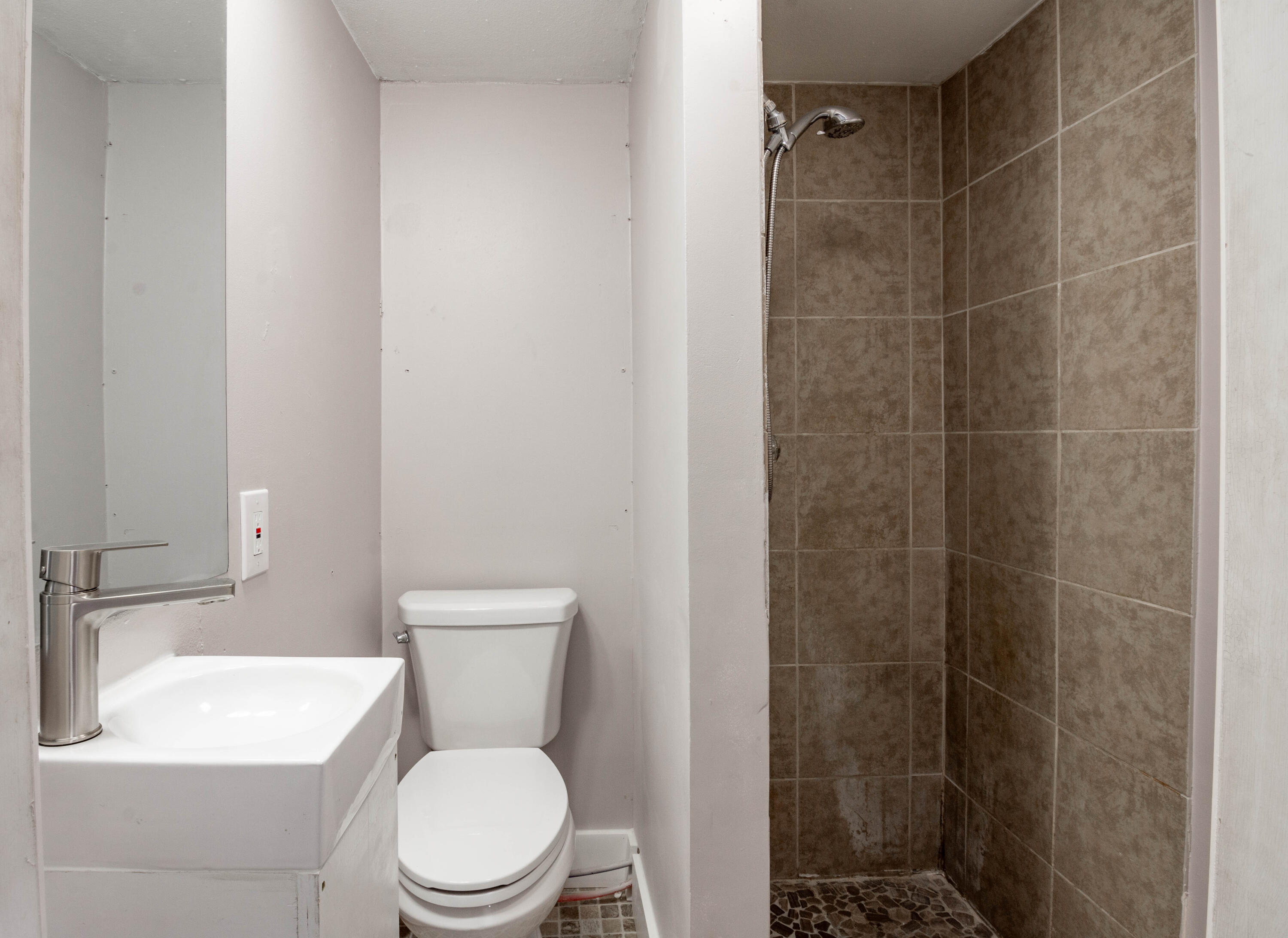 1663 Keeble Street Property Photo 18