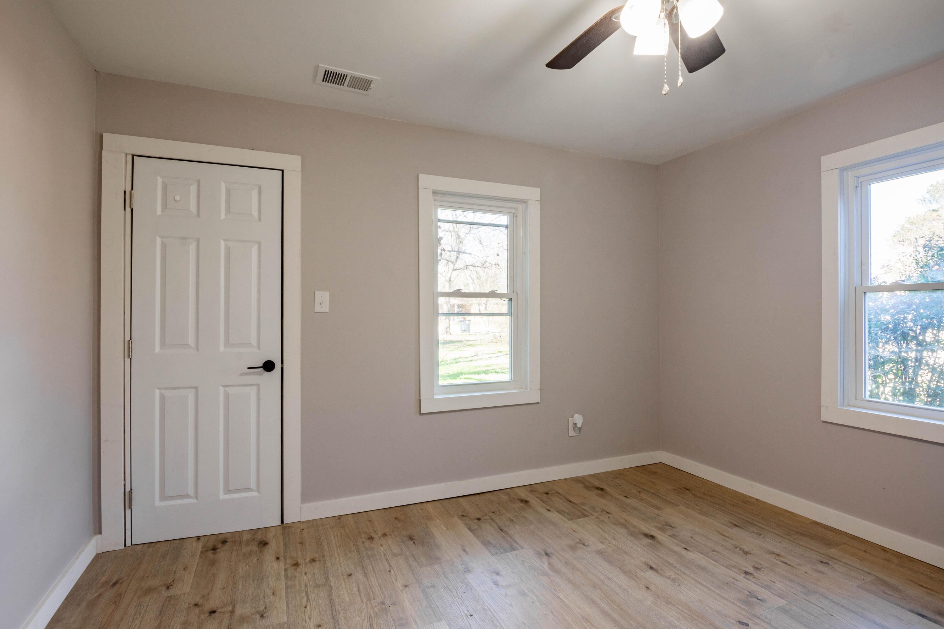 1663 Keeble Street Property Photo 22