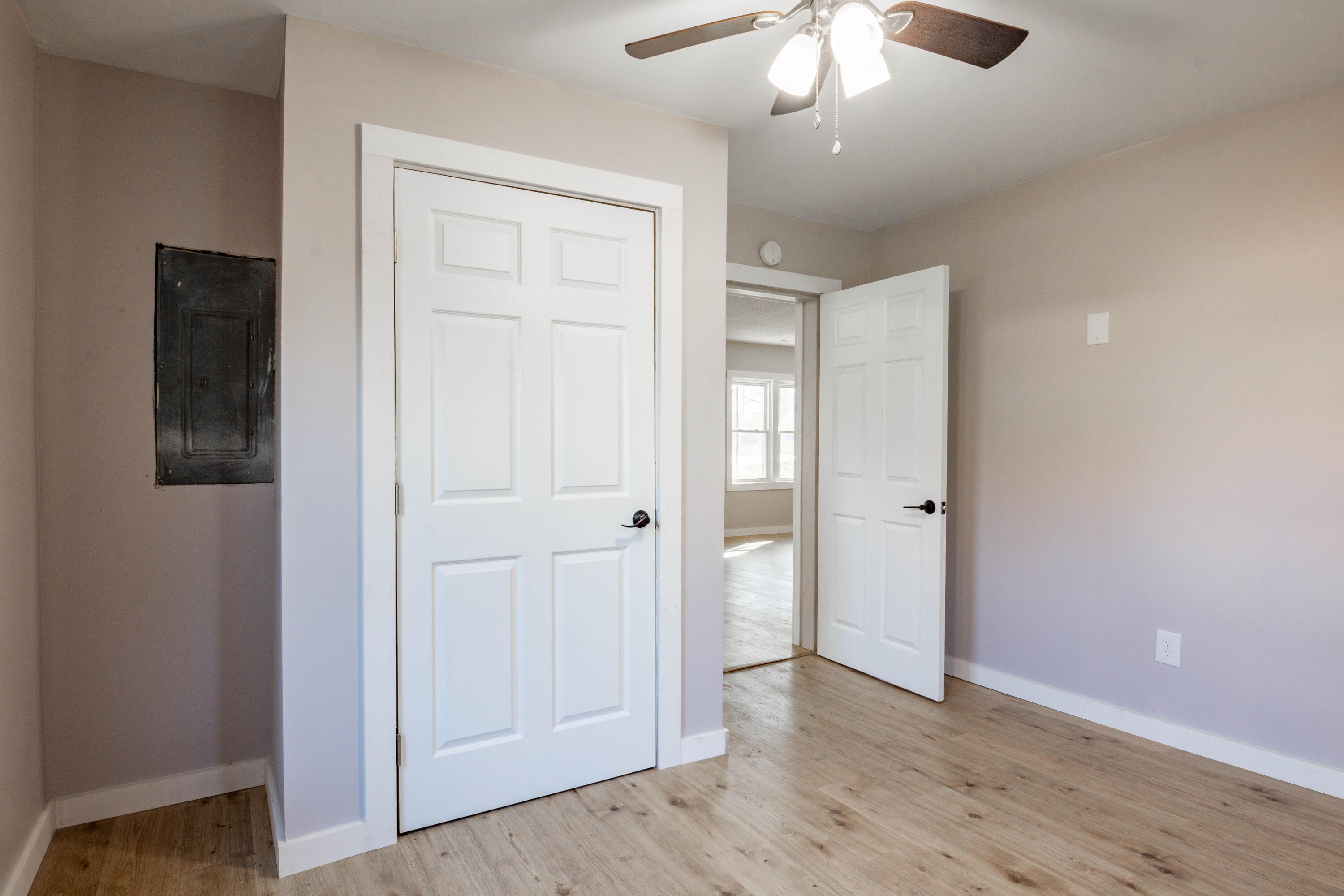 1663 Keeble Street Property Photo 23