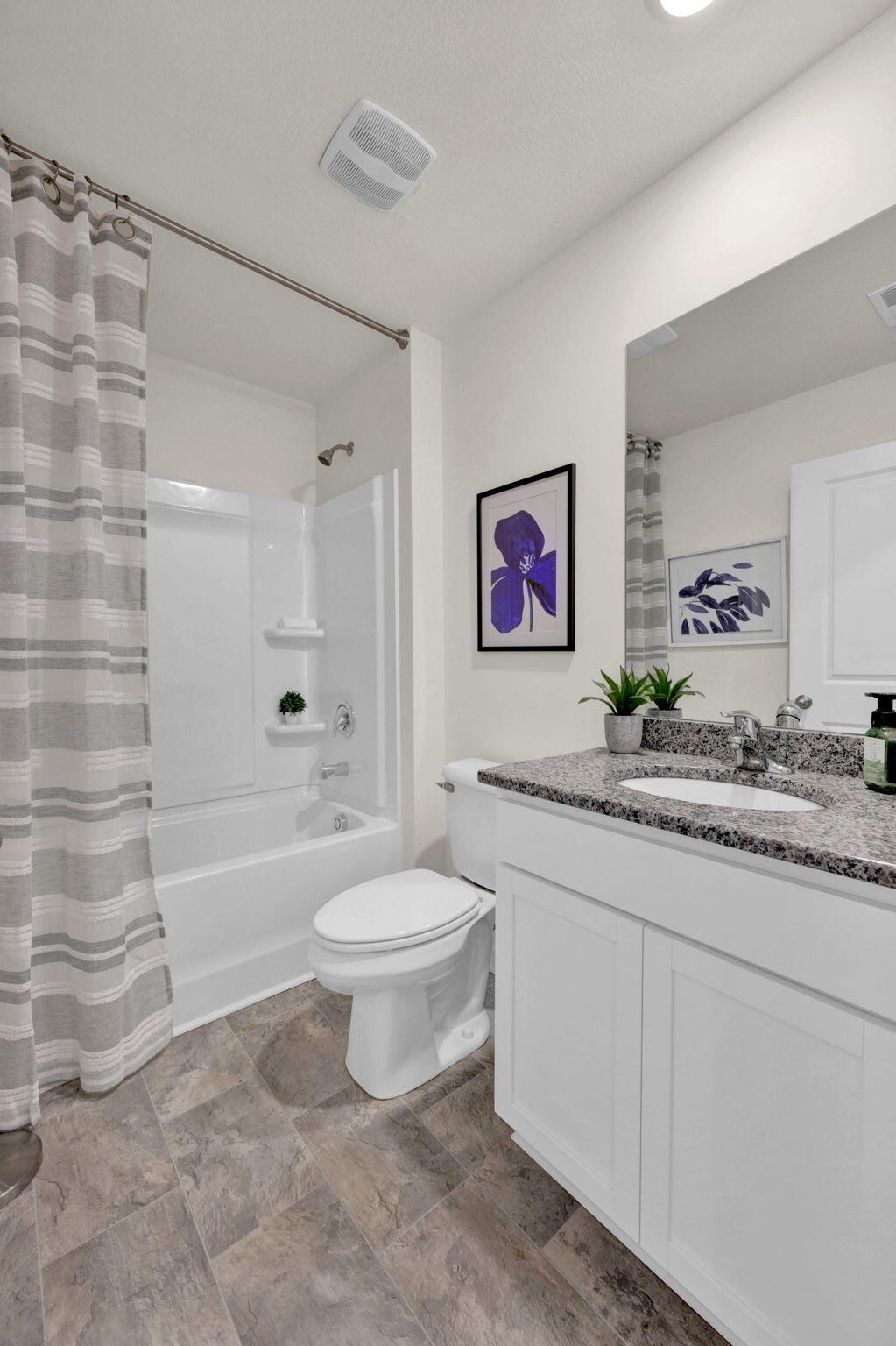 10660 Prairie Lake Drive Property Photo 7