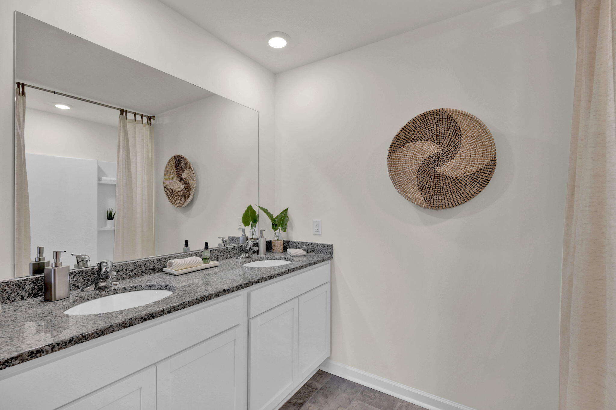10660 Prairie Lake Drive Property Photo 14
