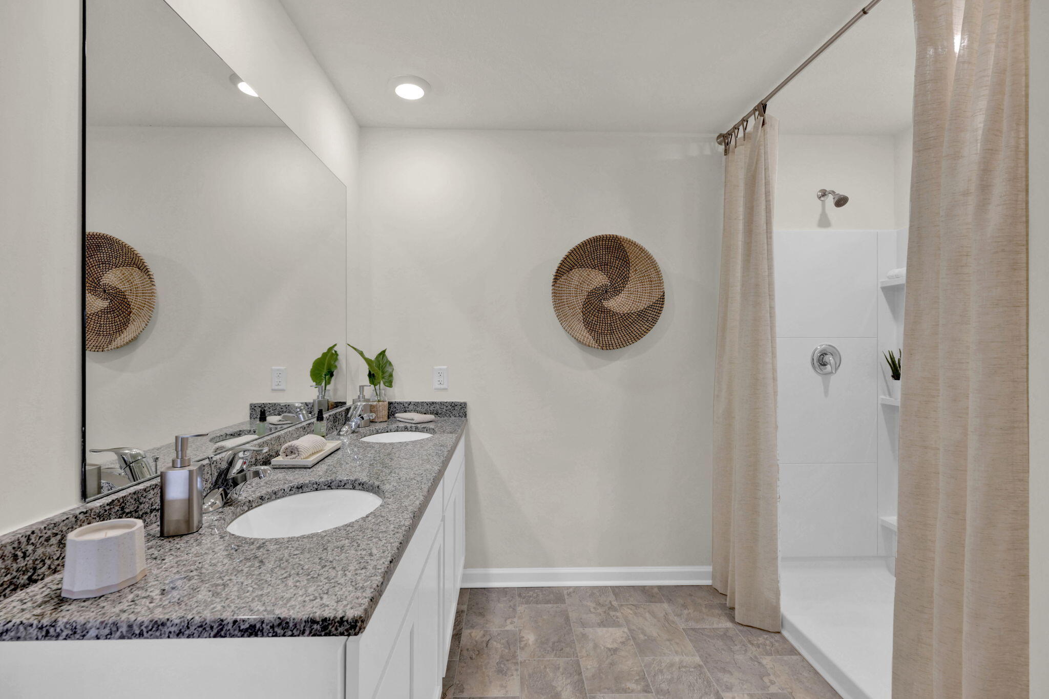 10660 Prairie Lake Drive Property Photo 15