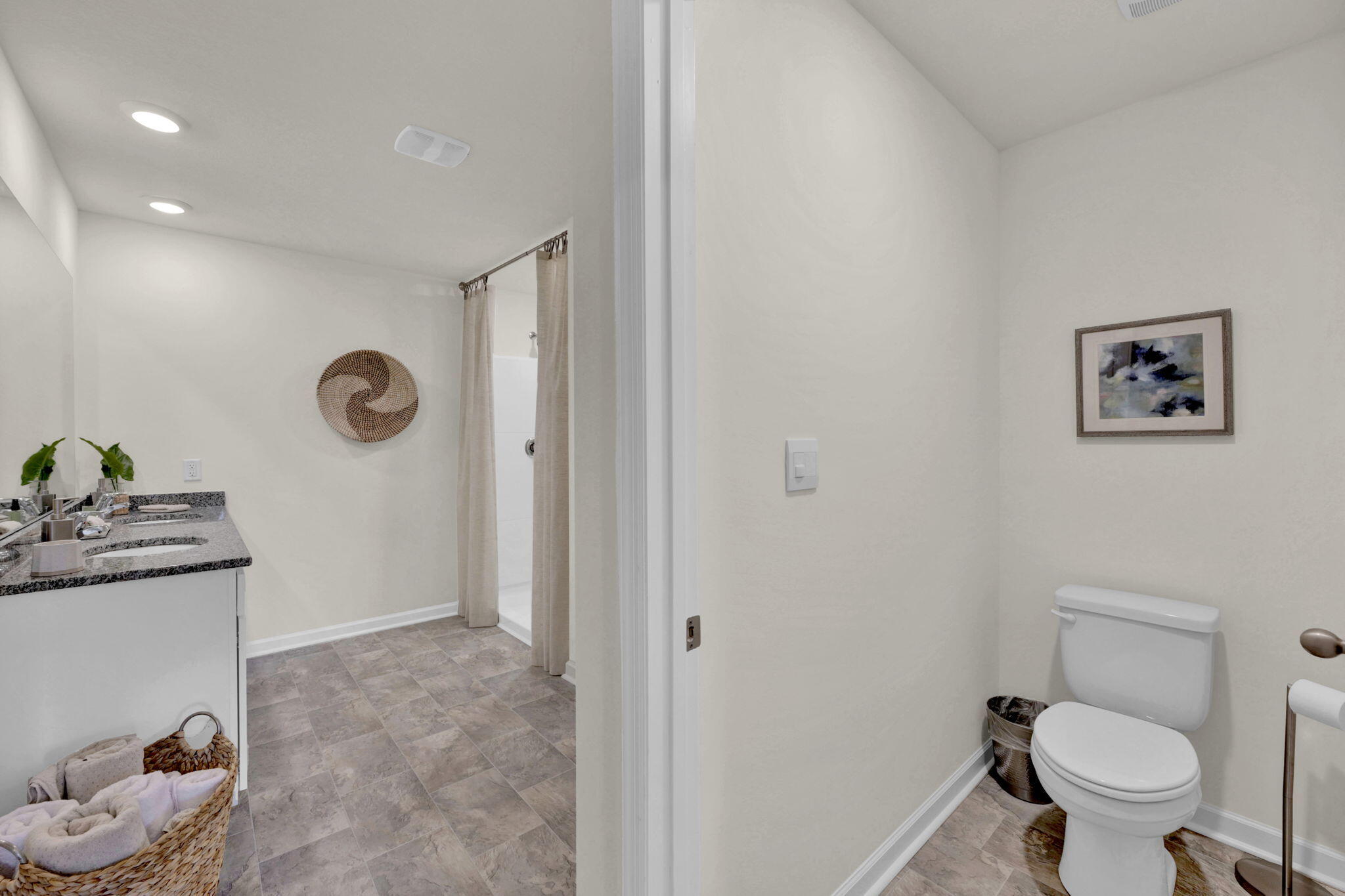 10660 Prairie Lake Drive Property Photo 16