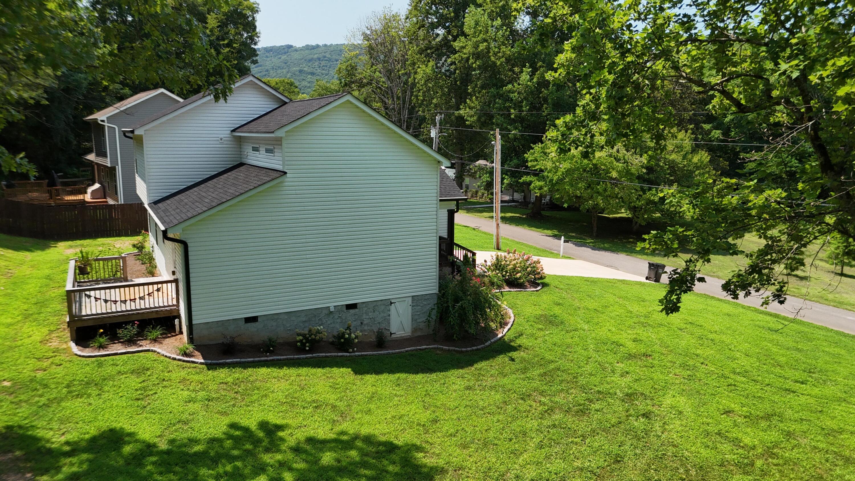270 Hartman Circle Property Photo 5