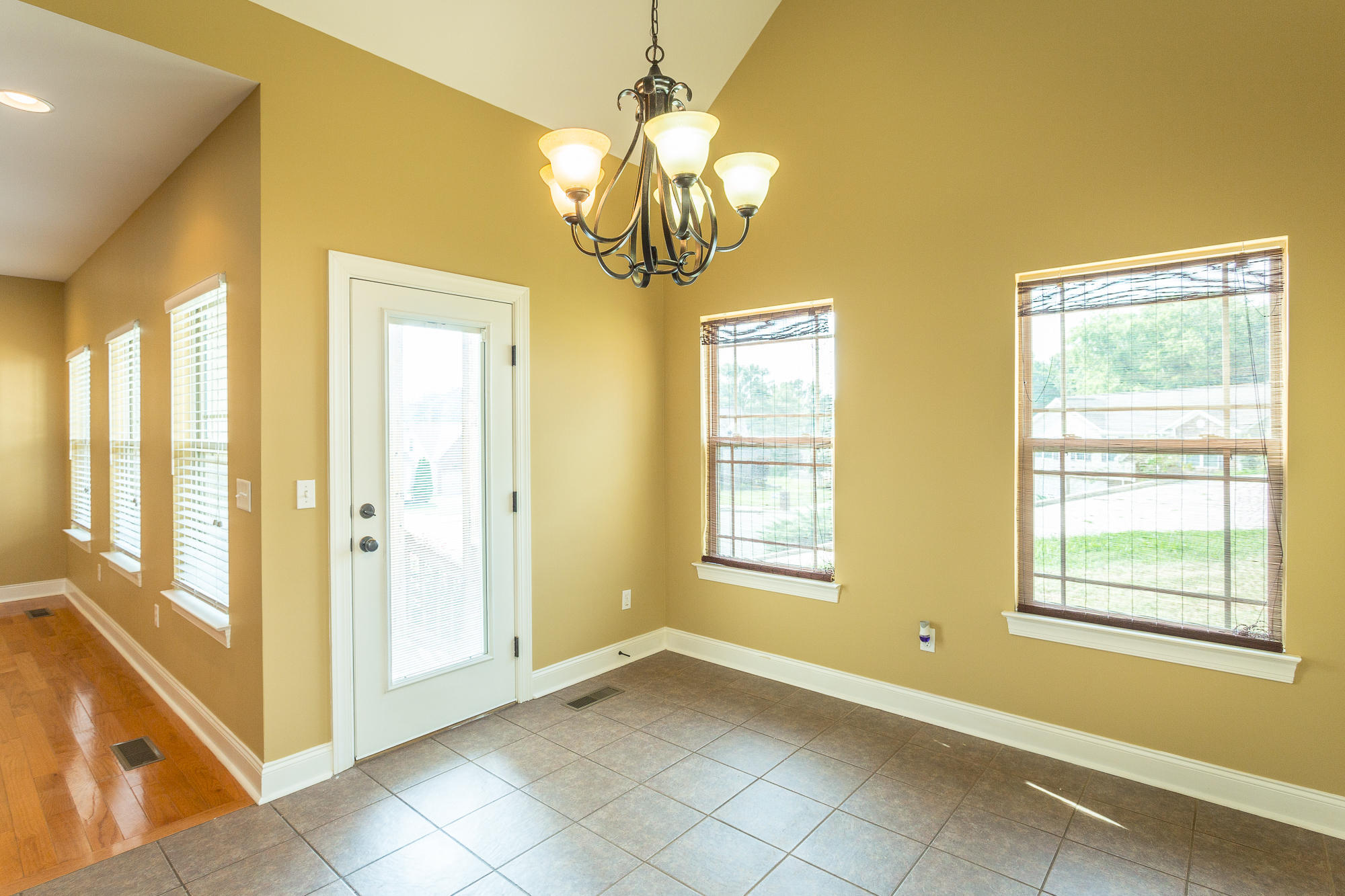 878 Windrush Loop Property Photo 15