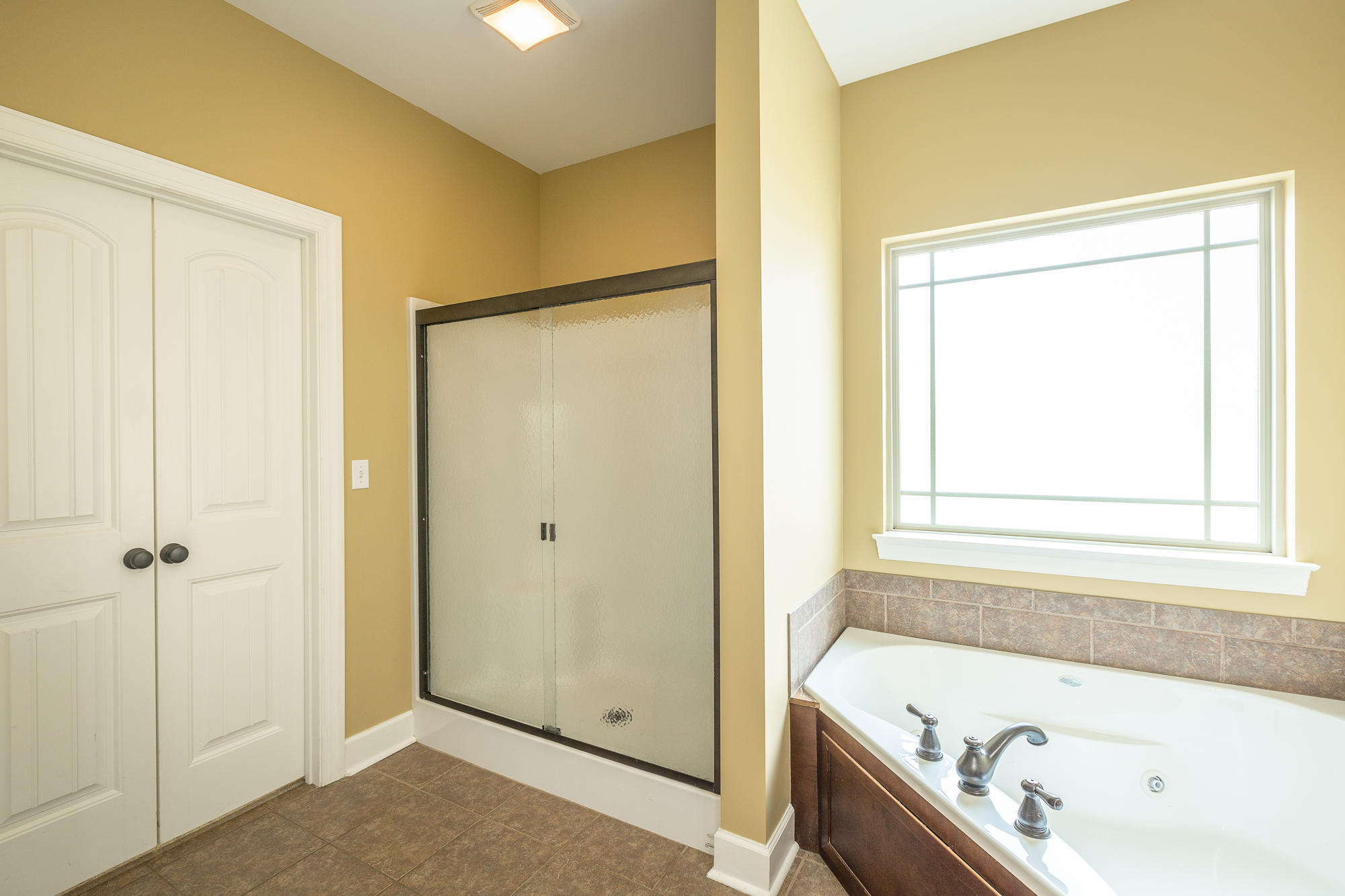 878 Windrush Loop Property Photo 22