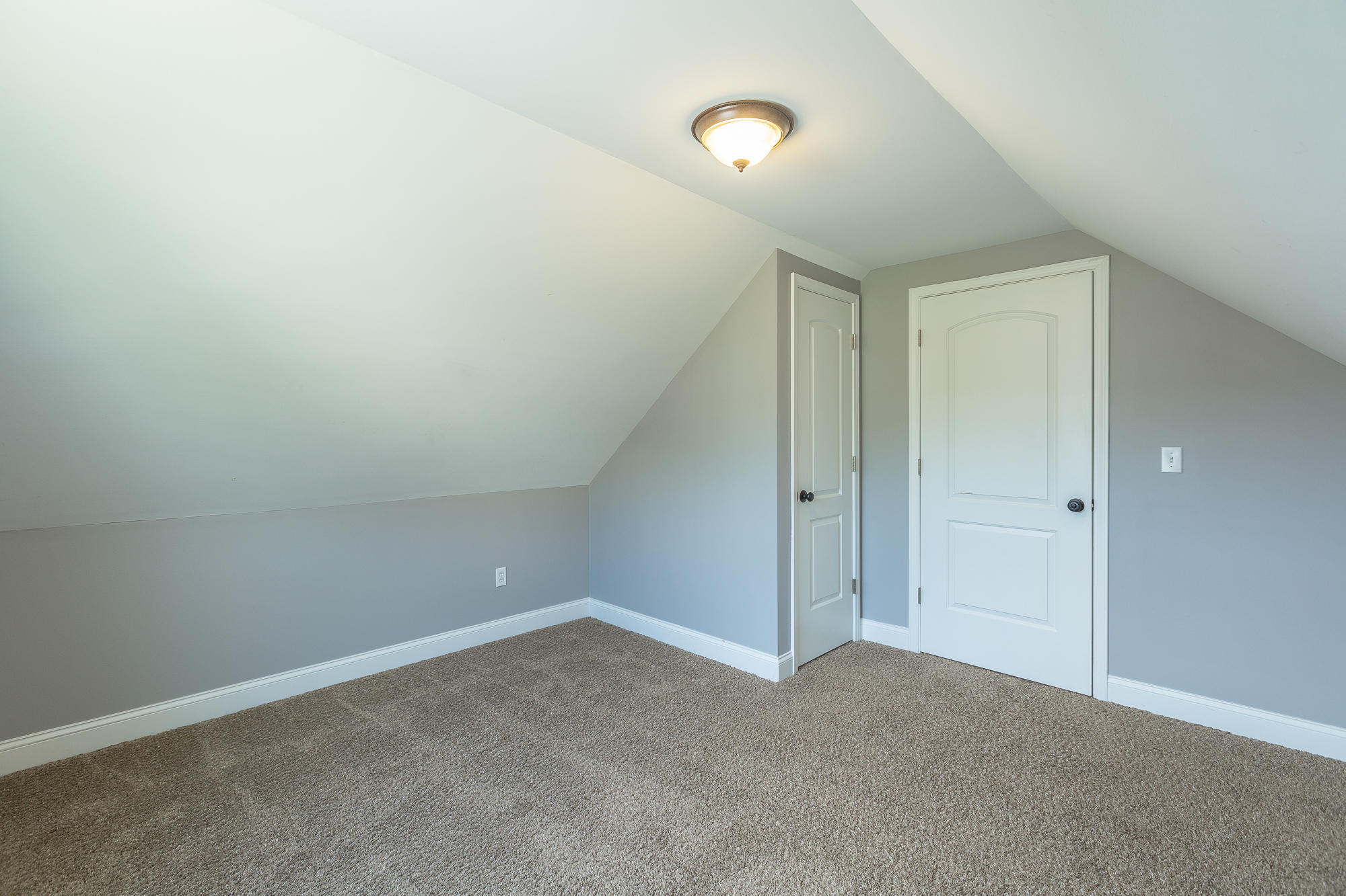 878 Windrush Loop Property Photo 39
