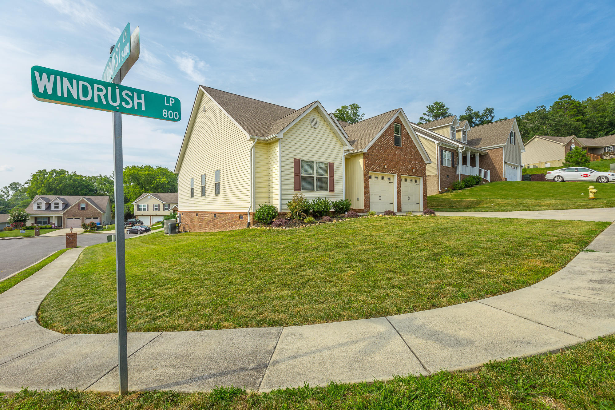 878 Windrush Loop Property Photo 41