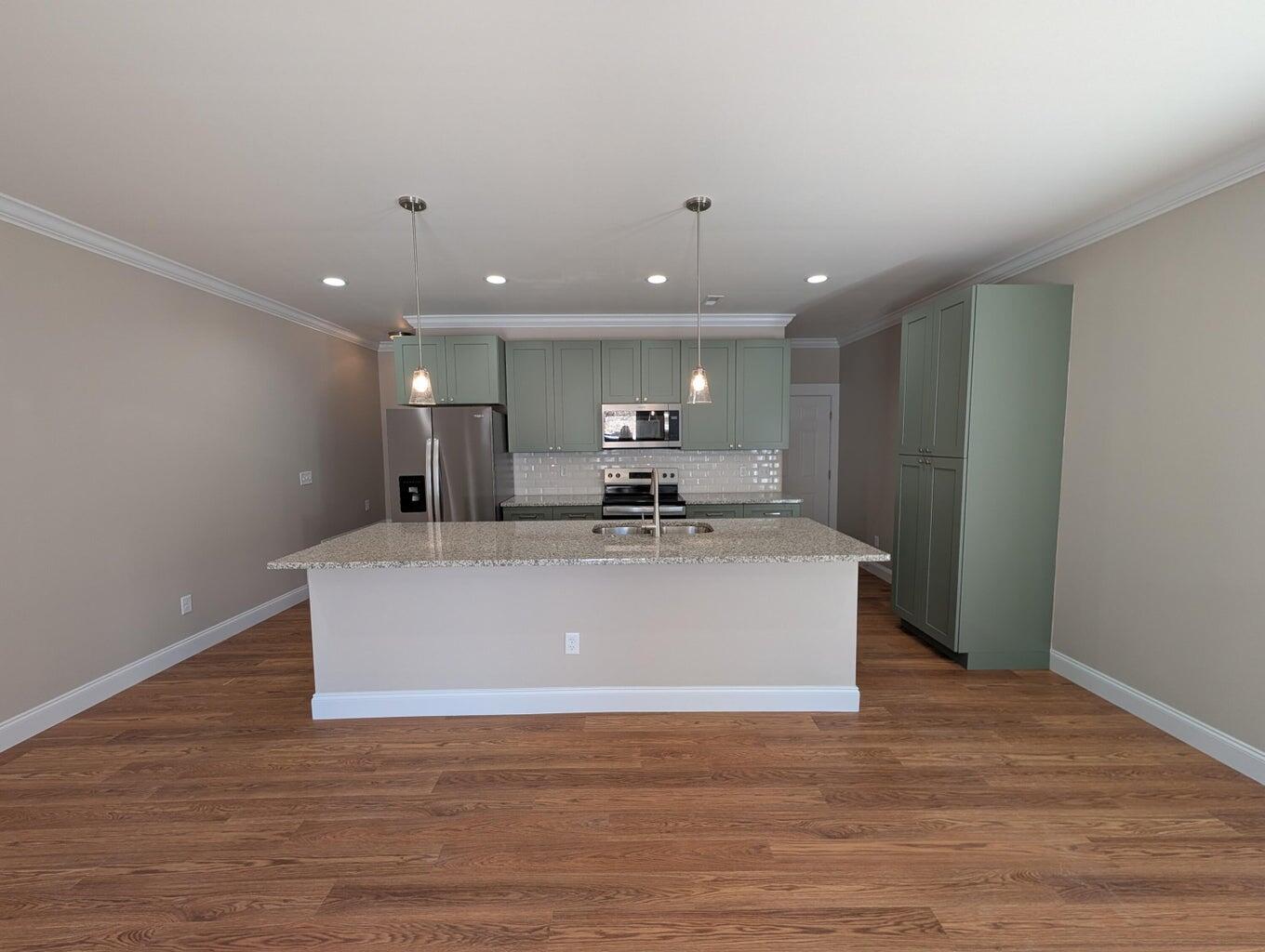 1808 Property Photo 6