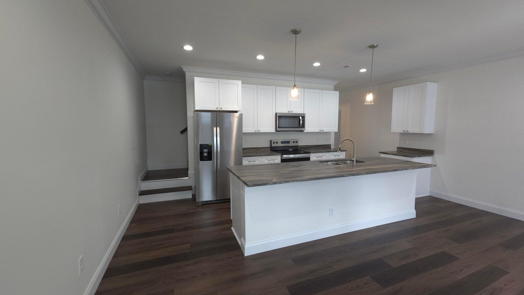 1808 Property Photo 18