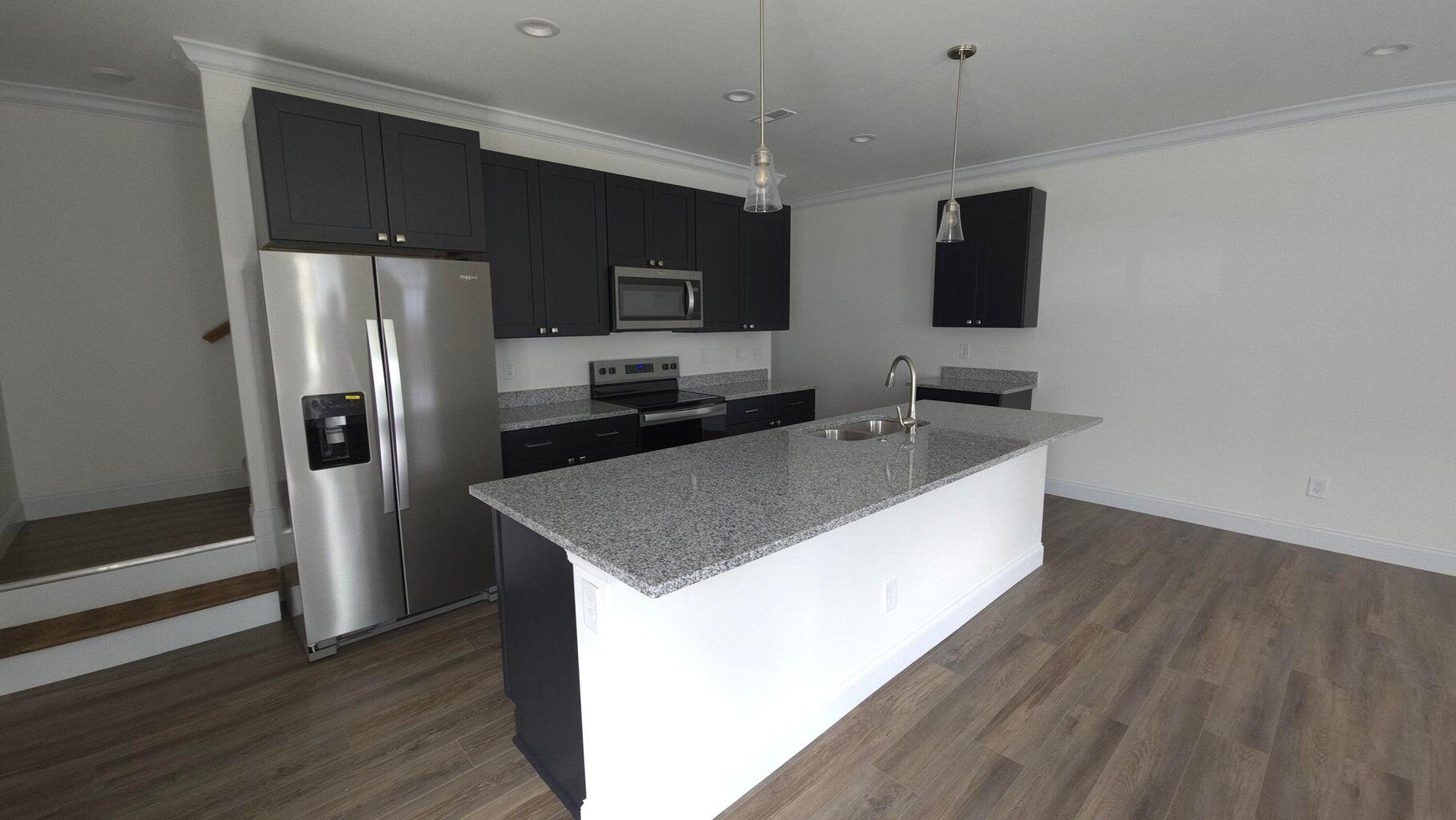 1808 Property Photo 21