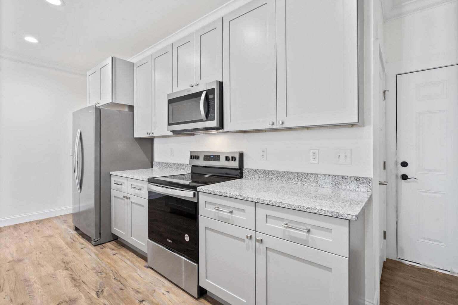 1808 Property Photo 28