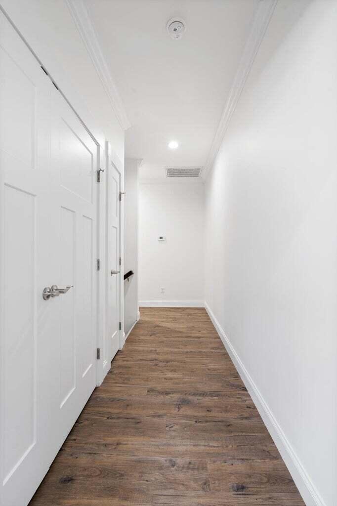 1808 Property Photo 43