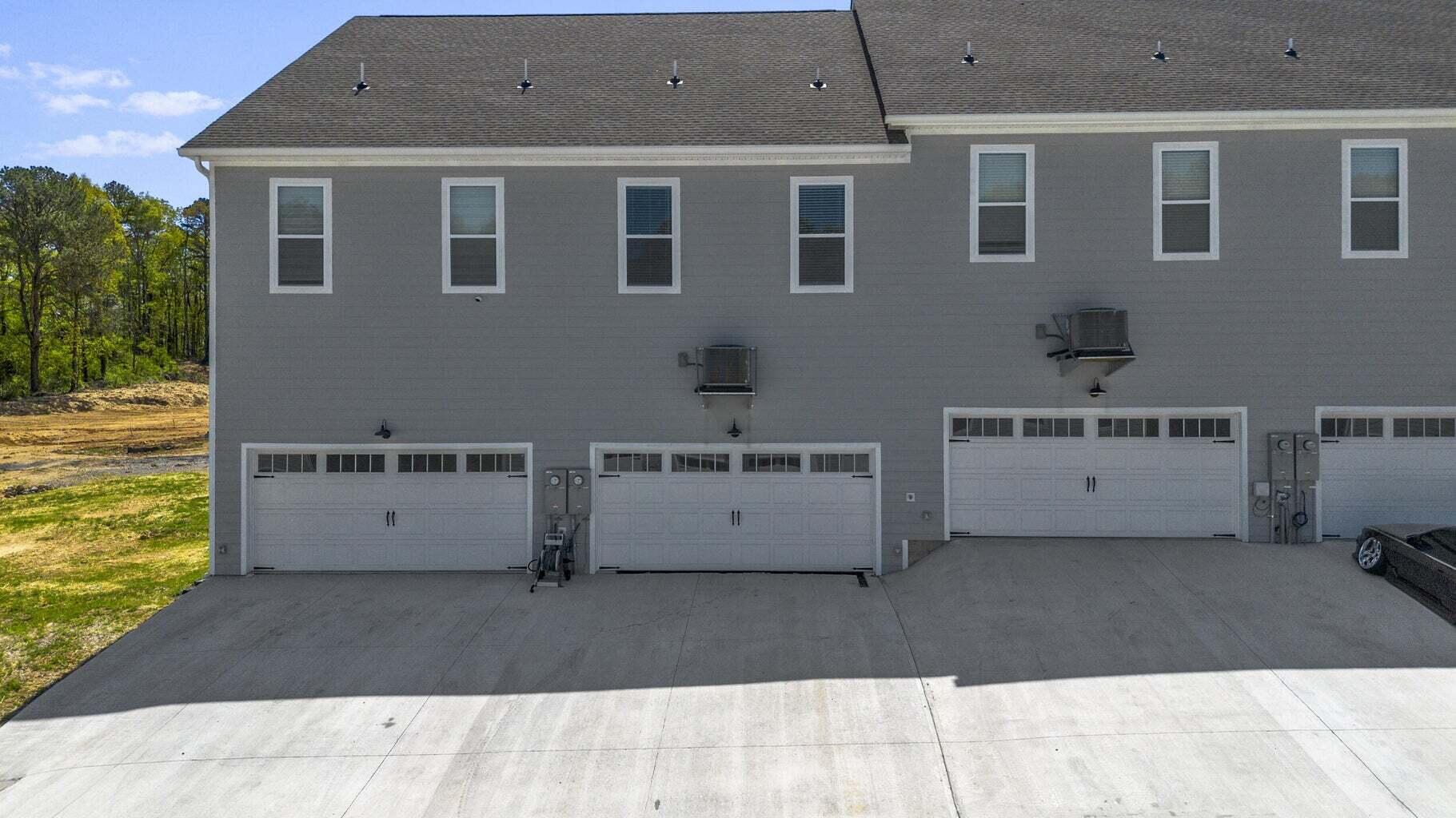 1808 Property Photo 54
