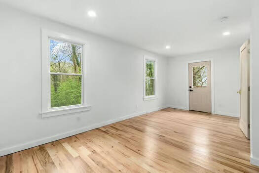 20 Moon Street Property Photo 22