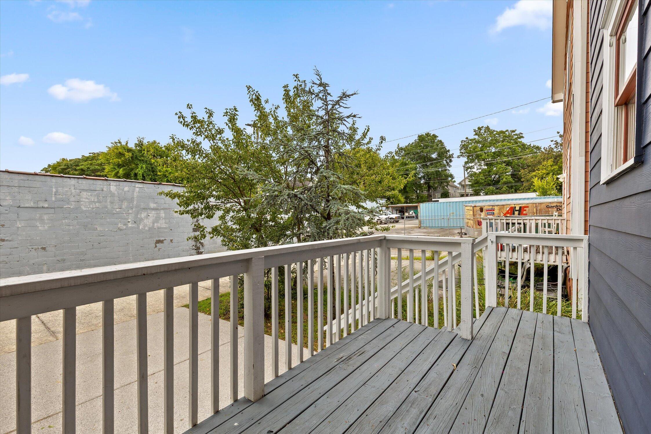 1063 Park Avenue Property Photo 35